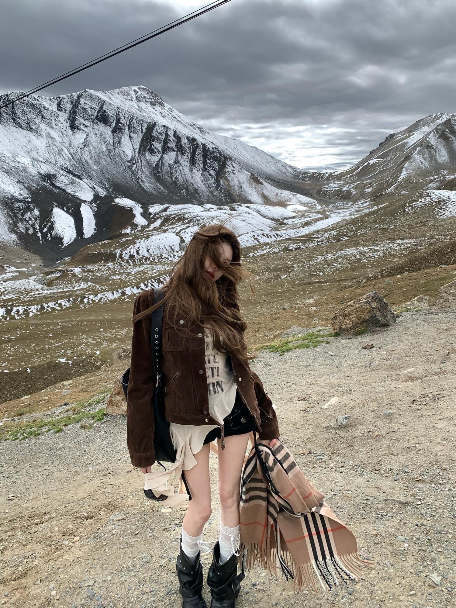PoopyLii Brown Retro Cropped Straight Shoulder Women's Suede Plush Lightweight Jackets