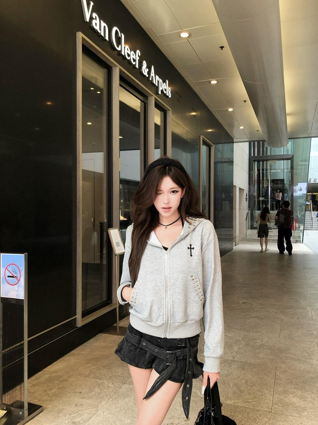 PoopyLii Cropped Rivet Embroidered Cross Hooded Women's Polyester Cotton Zip-up Hoodies