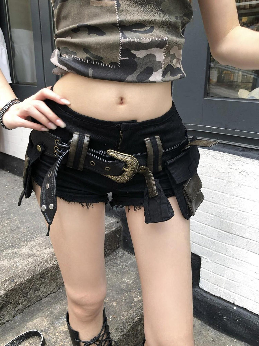 PoopyLii Distressed Raw Hem Low Rise Belted Cargo Women's Denim Shorts
