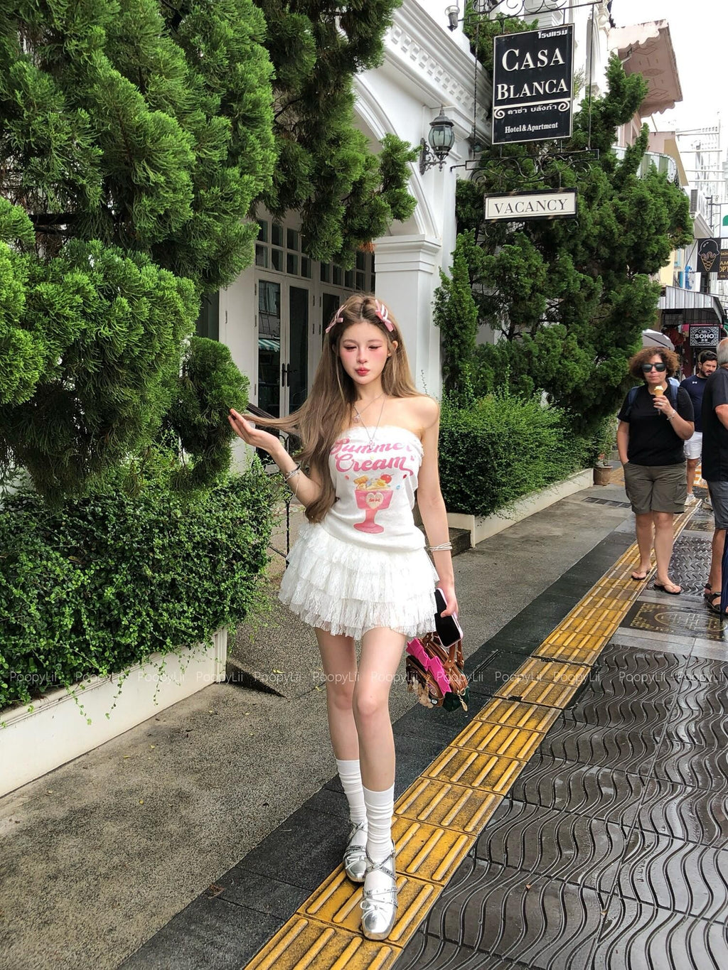 PoopyLii Lace Panel Waist Cinching Slim Fit Cropped Women's Tube Tops