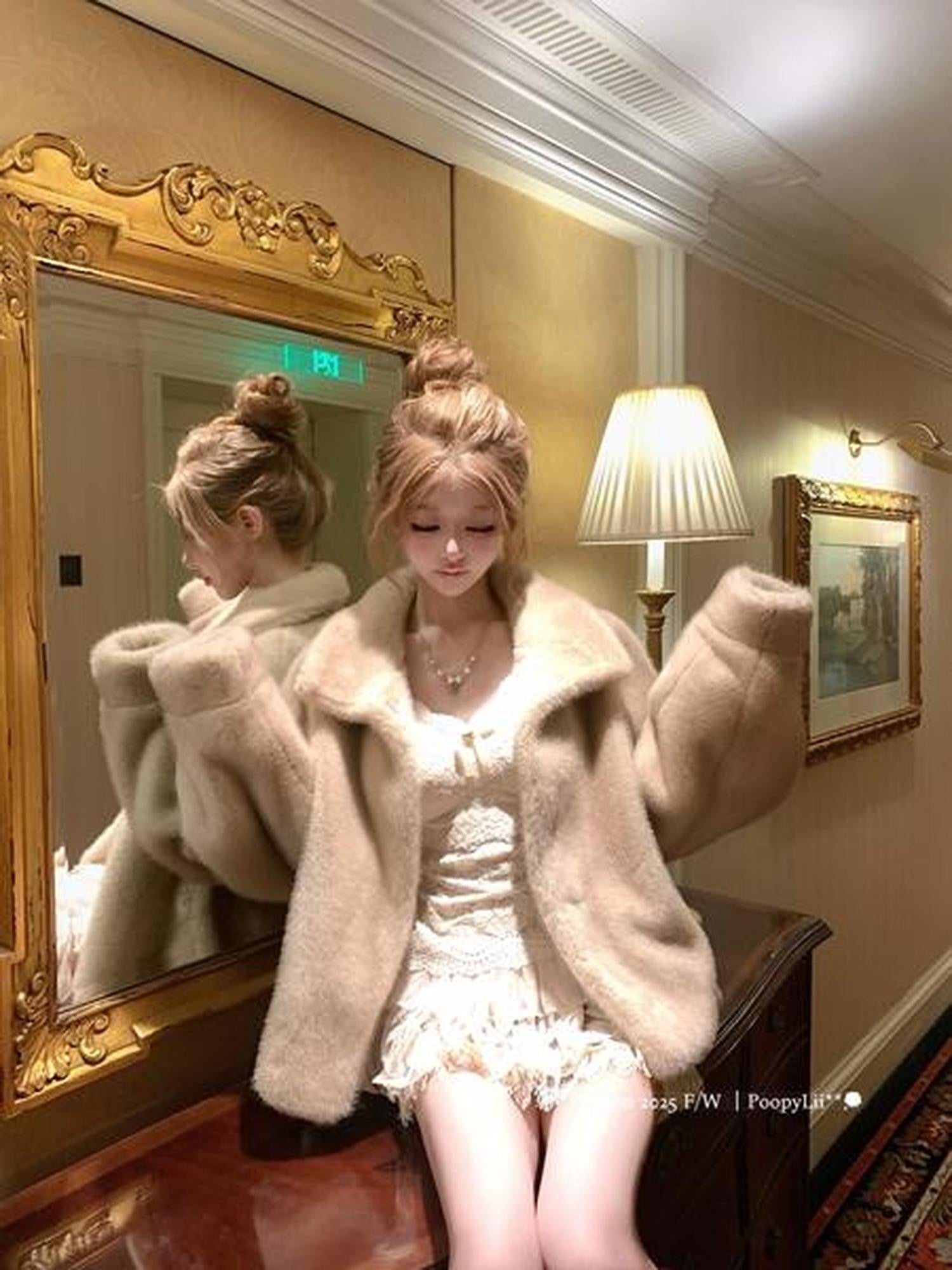 PoopyLii Lapel Snap Button Cropped Straight Women's Polyester Eco Faux Fur Coats