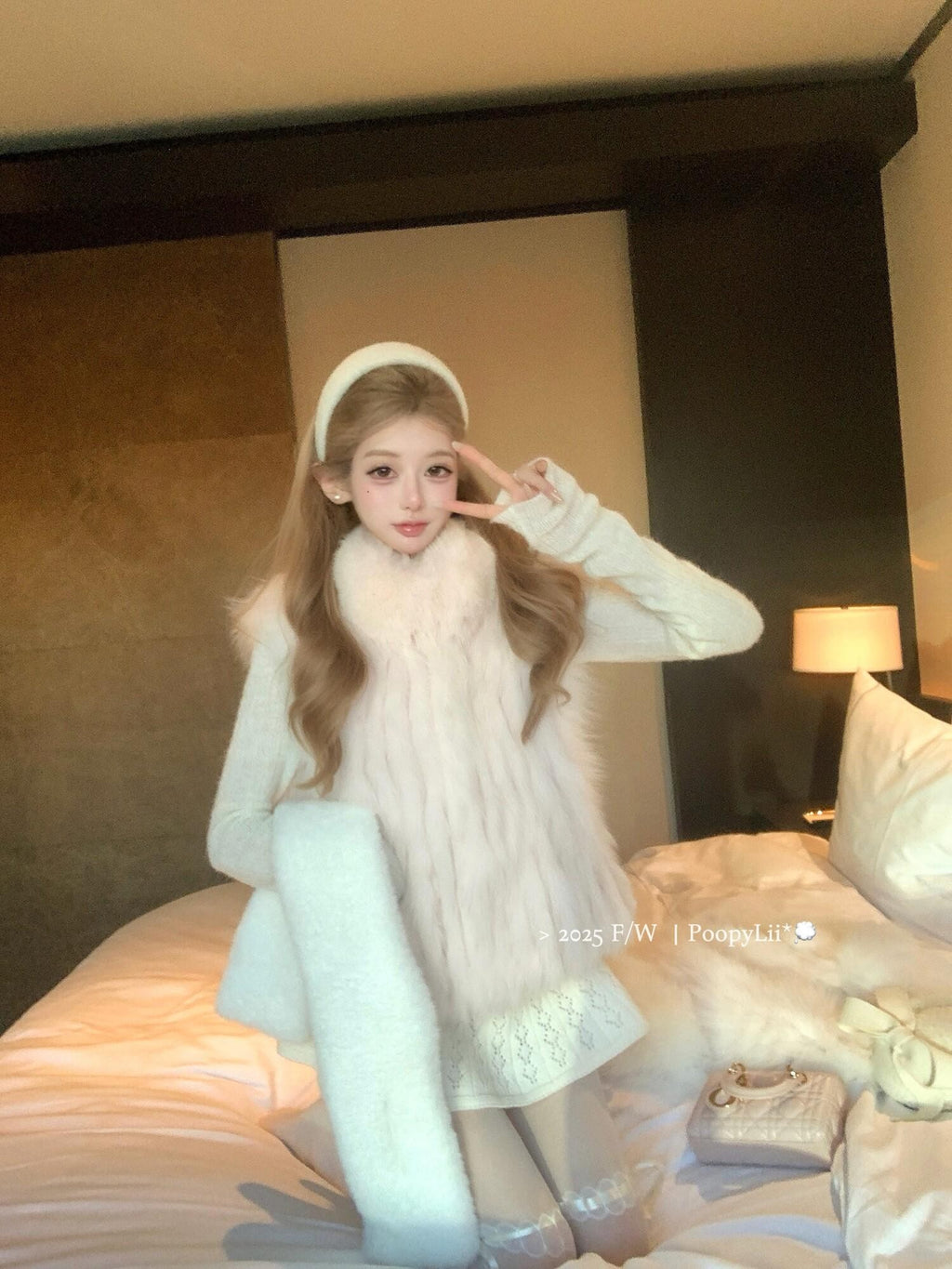 PoopyLii Light Pink Seamed Stripe Stand Collar Slimming Loose Fit Women's Fox Fur Vests