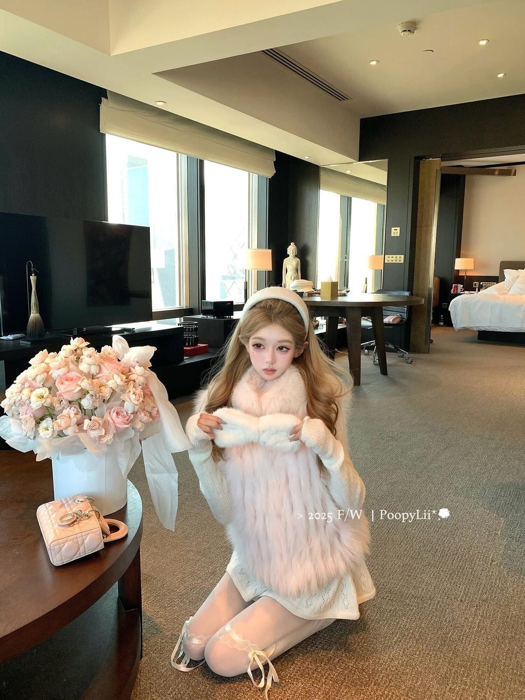 PoopyLii Light Pink Seamed Stripe Stand Collar Slimming Loose Fit Women's Fox Fur Vests