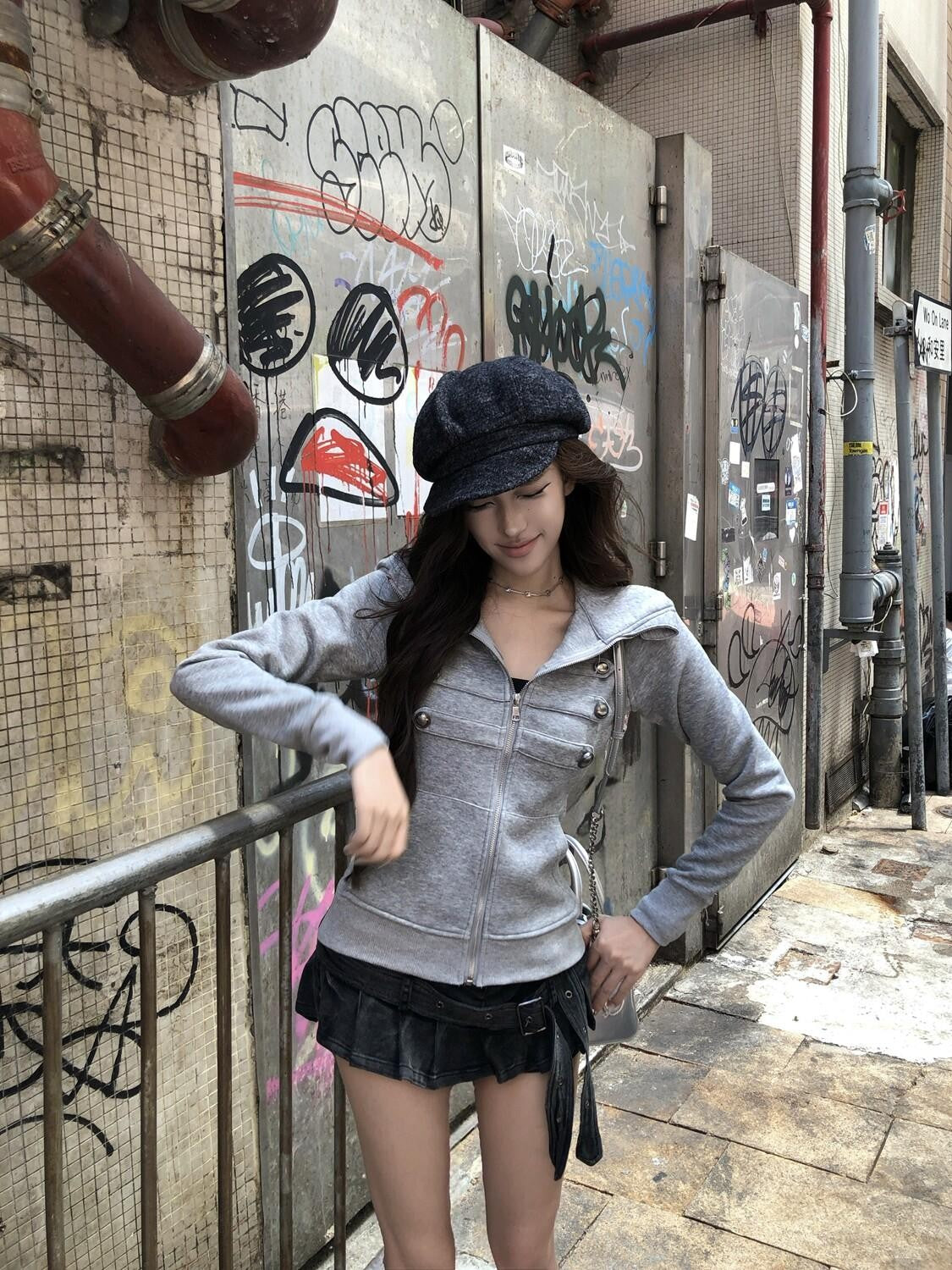 PoopyLii Palace Metal Button Slim Short Women's Cotton Blend Zip-up Hoodies