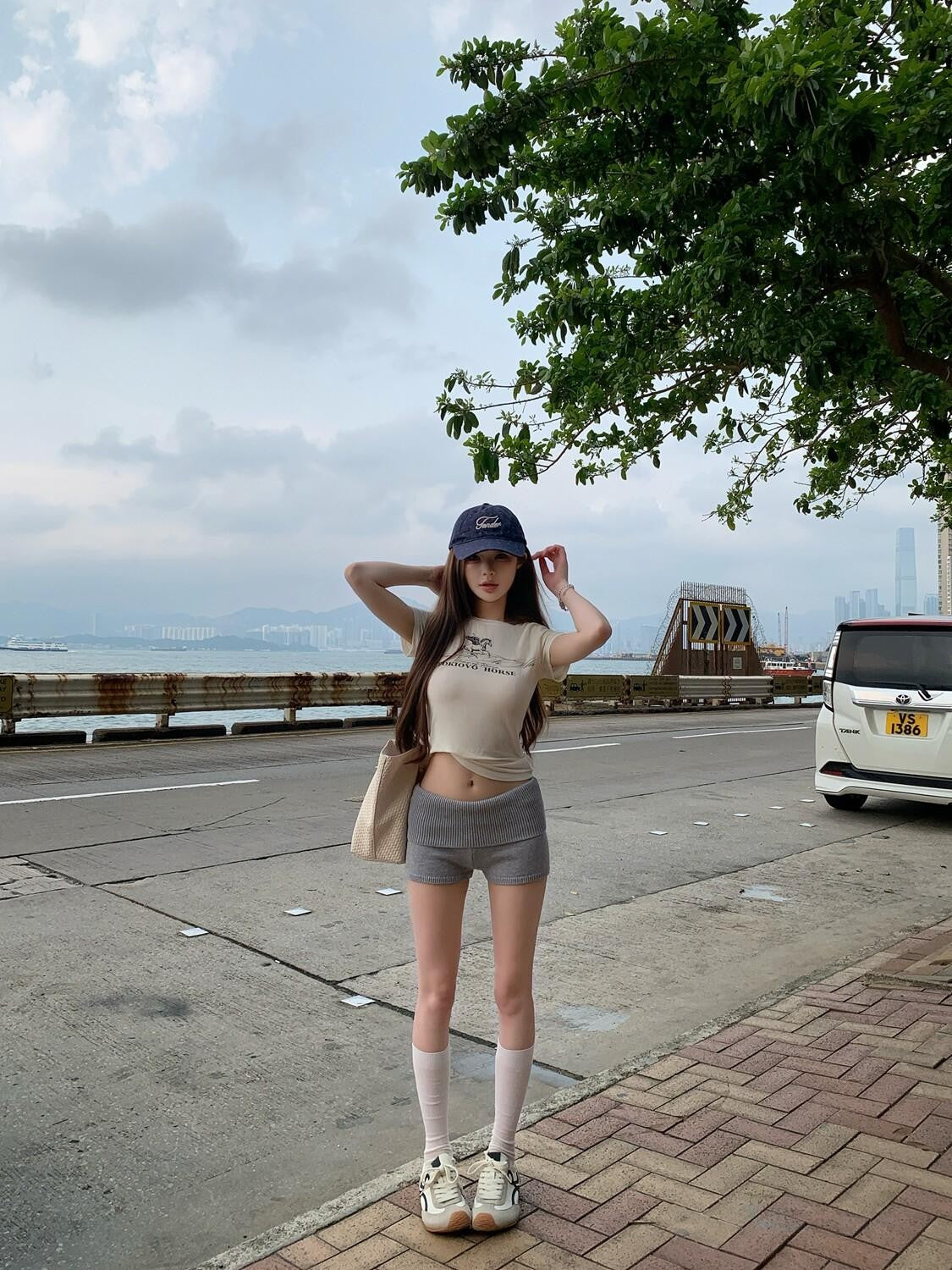 PoopyLii Pink Peach Pegasus Vintage Slim Fit Cropped Short Sleeve Women's Crop Tops