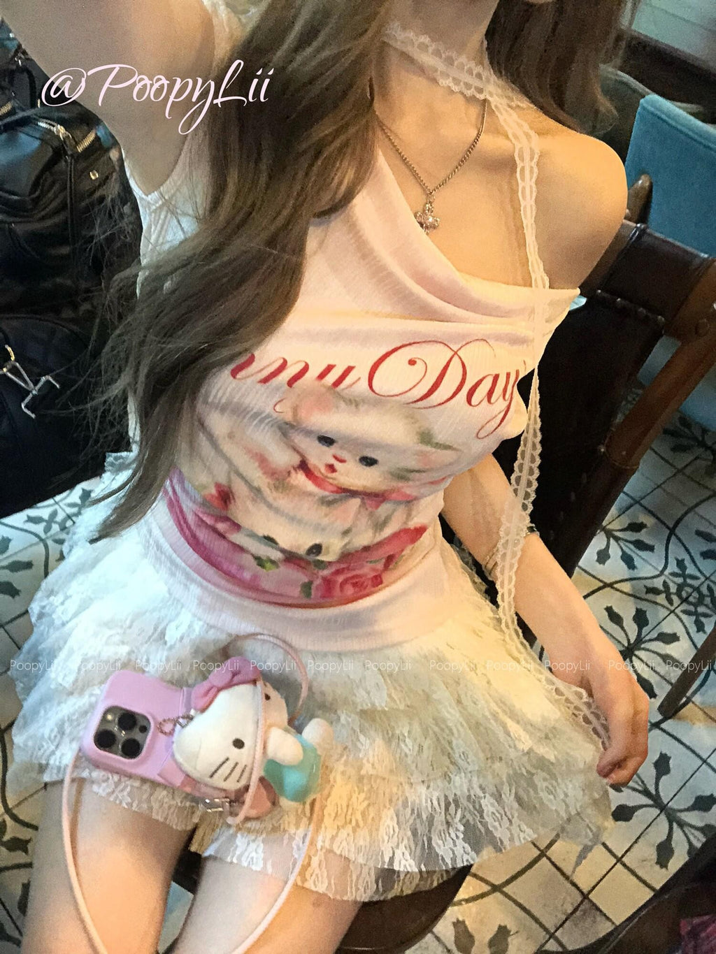 PoopyLii Soft Pastel Cat Print Slanted Shoulder Slim Fit Women's Off-shoulder T-shirts