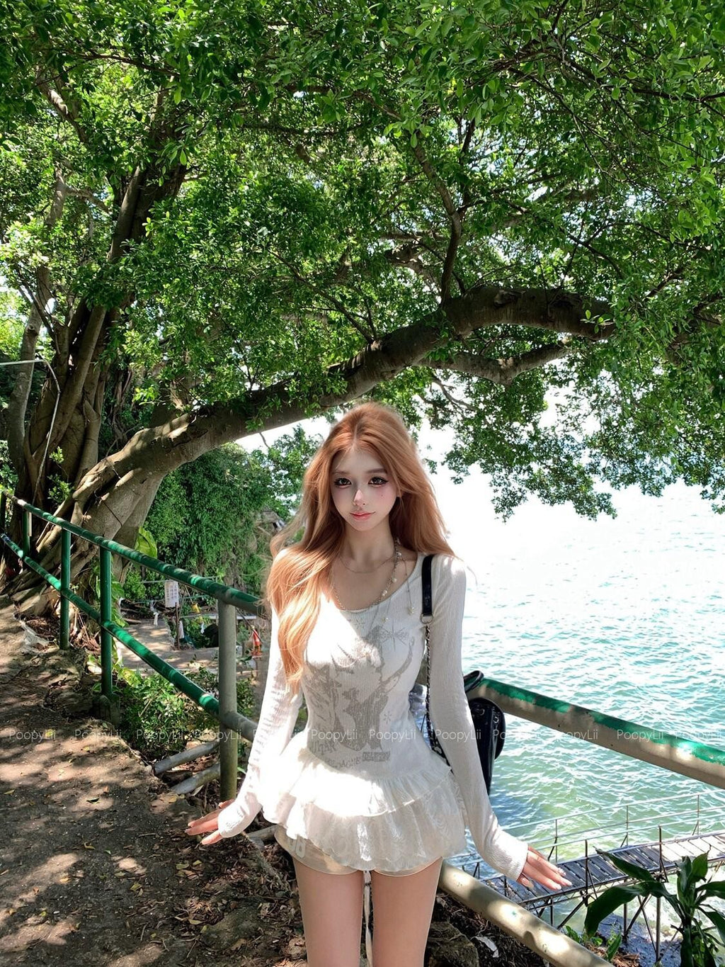 PoopyLii Spliced Lace Cinched Waist Slimming Women's Long Sleeve T-shirts