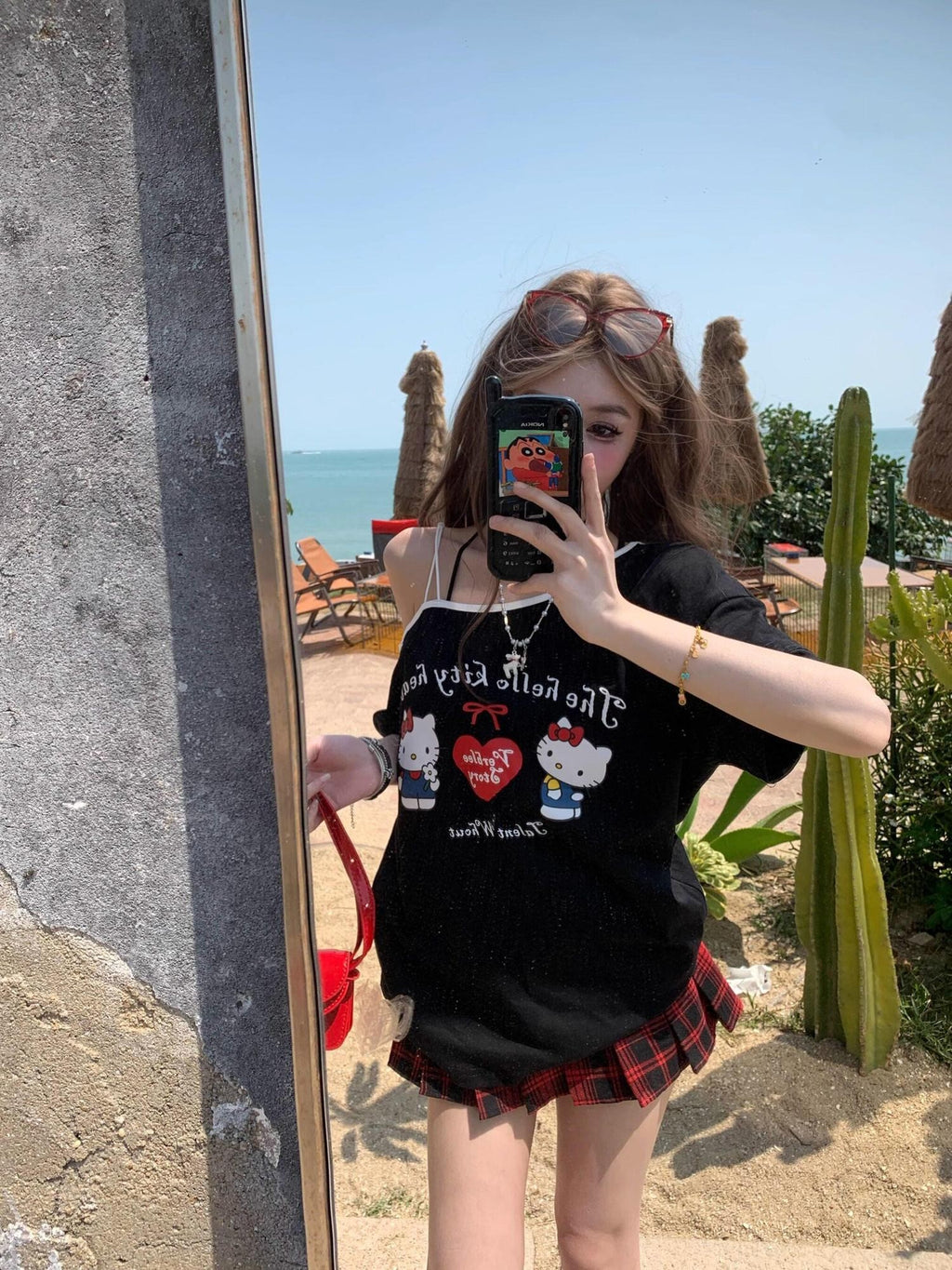 PoopyLii Striped Letter Print Asymmetric Shoulder Loose Fit Women's Off-shoulder T-shirts