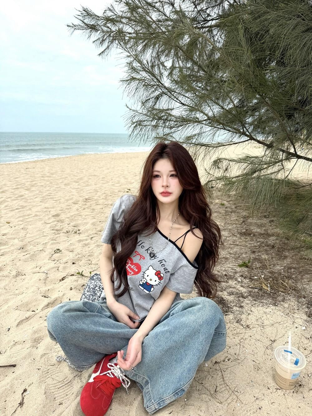 PoopyLii Striped Letter Print Asymmetric Shoulder Loose Fit Women's Off-shoulder T-shirts