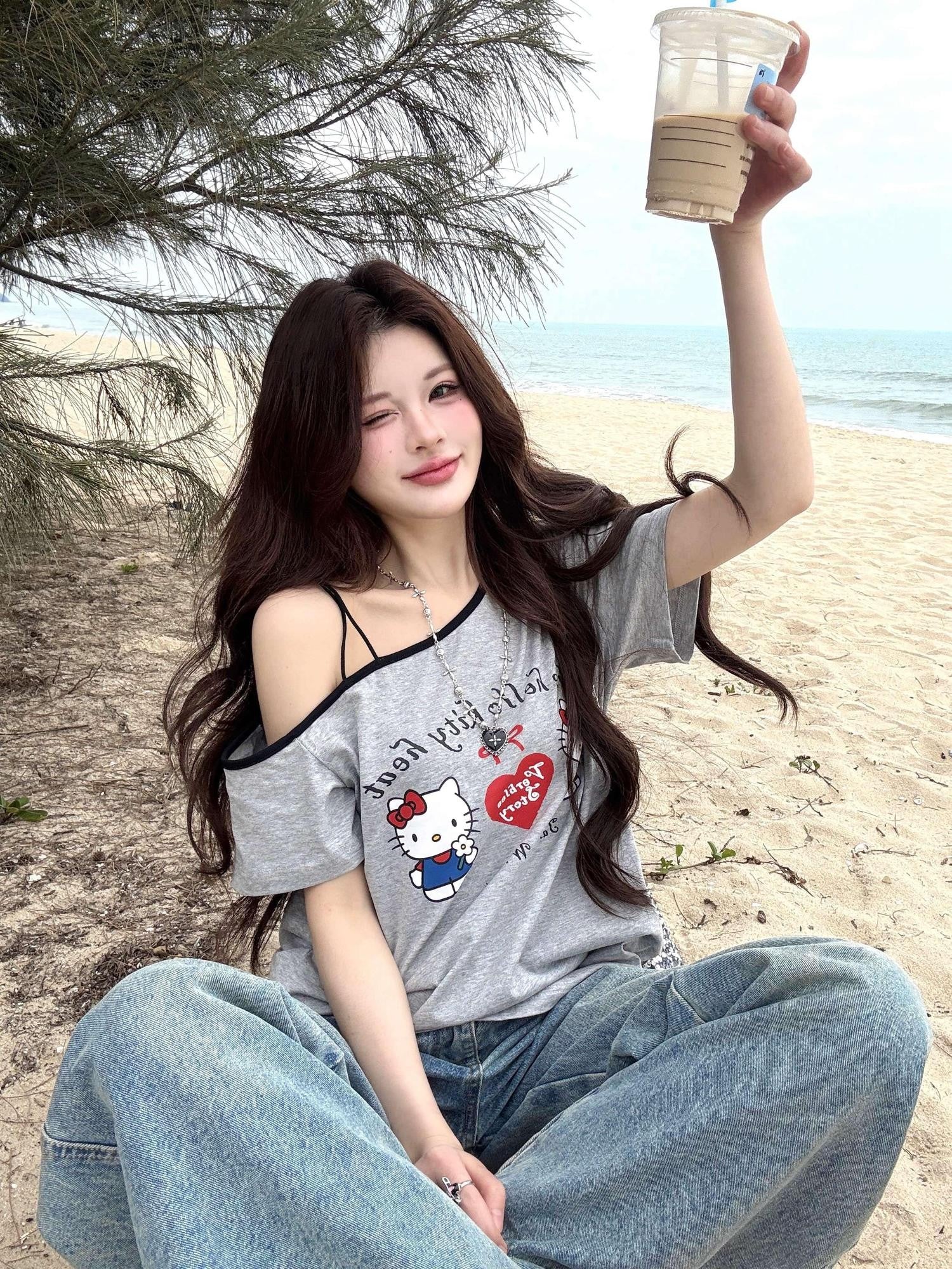 PoopyLii Striped Letter Print Asymmetric Shoulder Loose Fit Women's Off-shoulder T-shirts