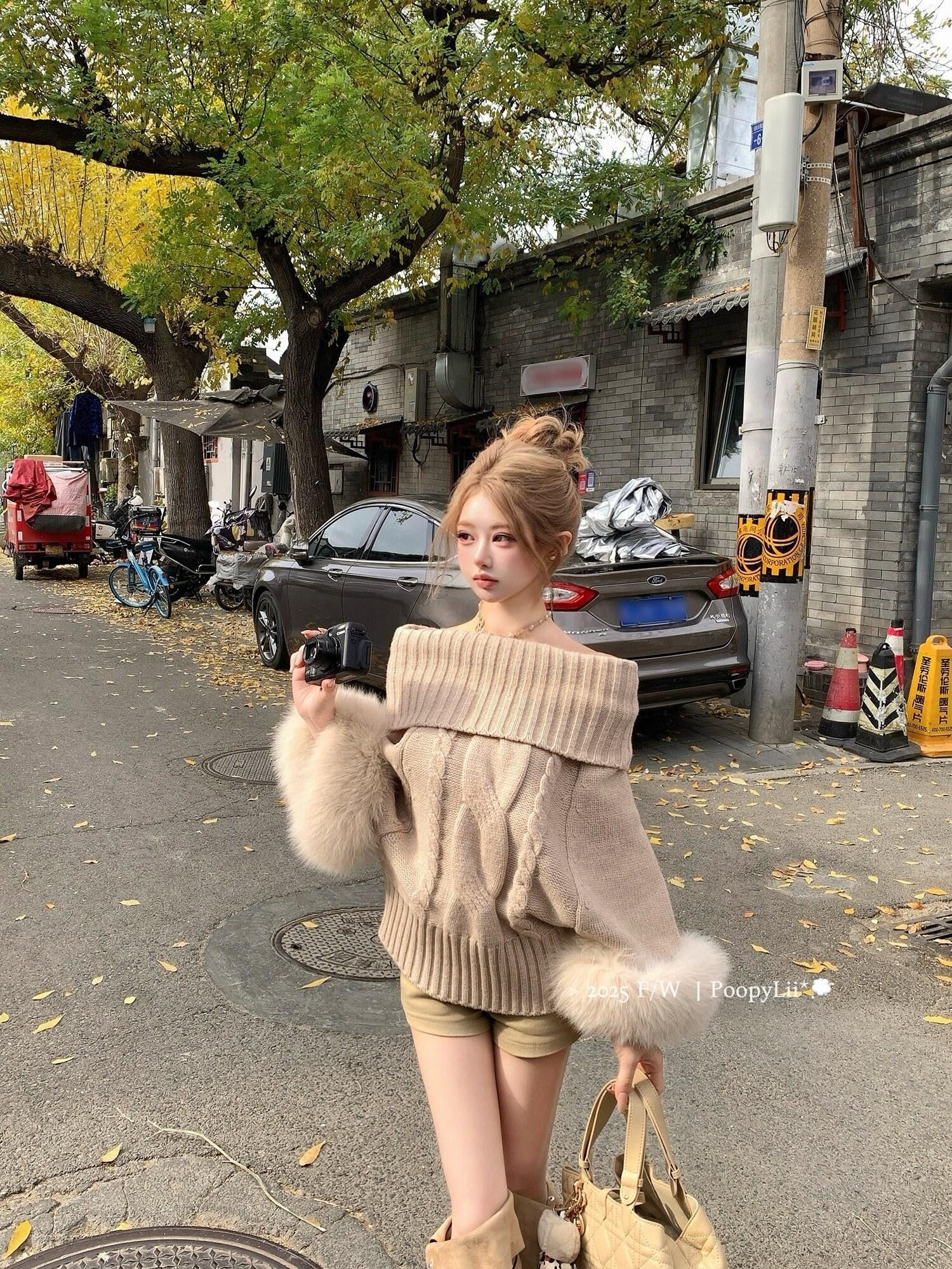 PoopyLii Vintage Cable Knit Stand Collar Women's Fox Fur Turtleneck Sweaters