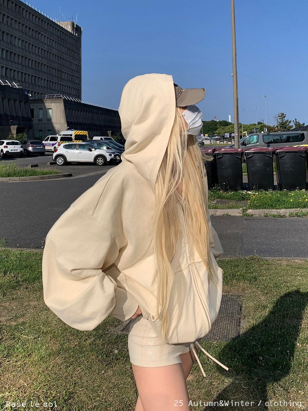 Rase le sol American Embroidered Hooded Sweatshirt Women's Sport Top & Shorts Sets