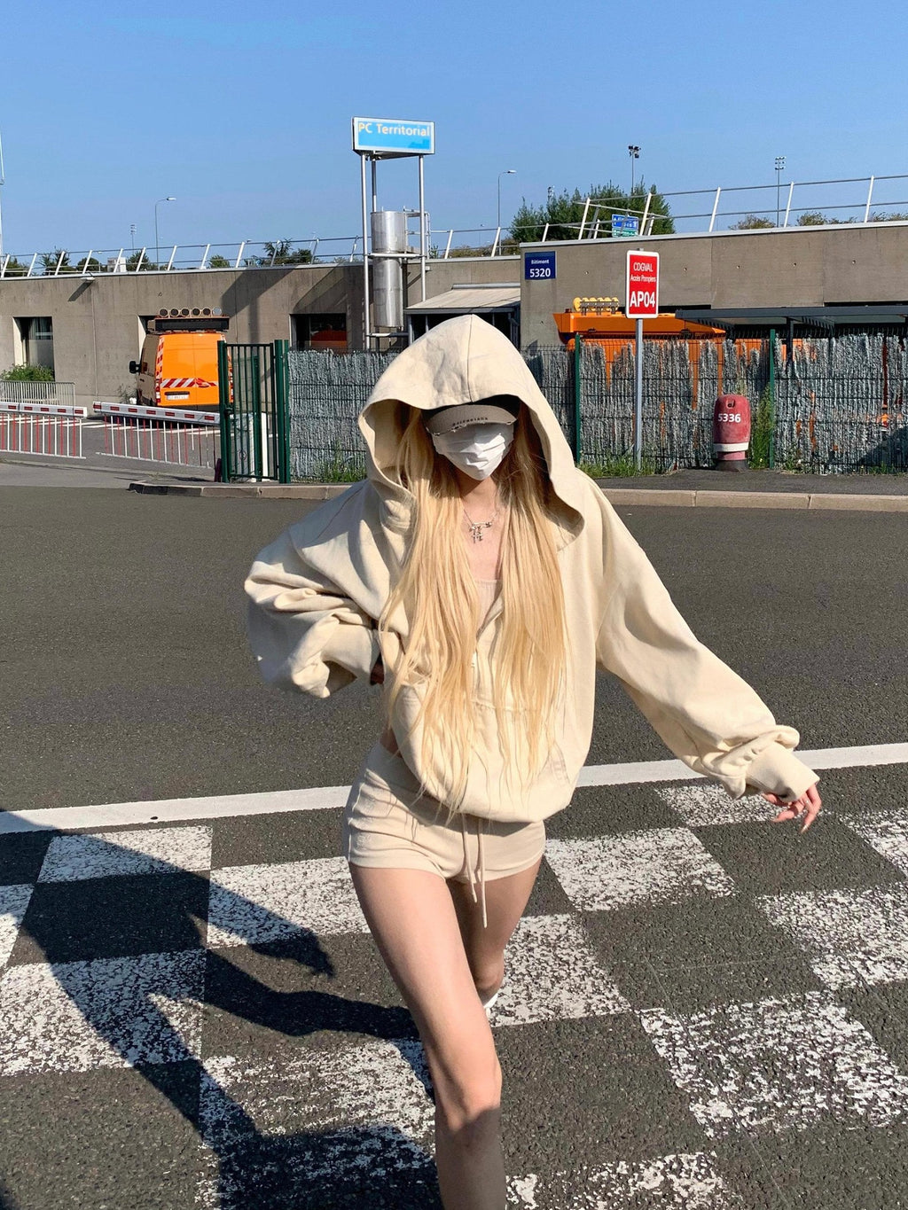 Rase le sol American Embroidered Hooded Sweatshirt Women's Sport Top & Shorts Sets