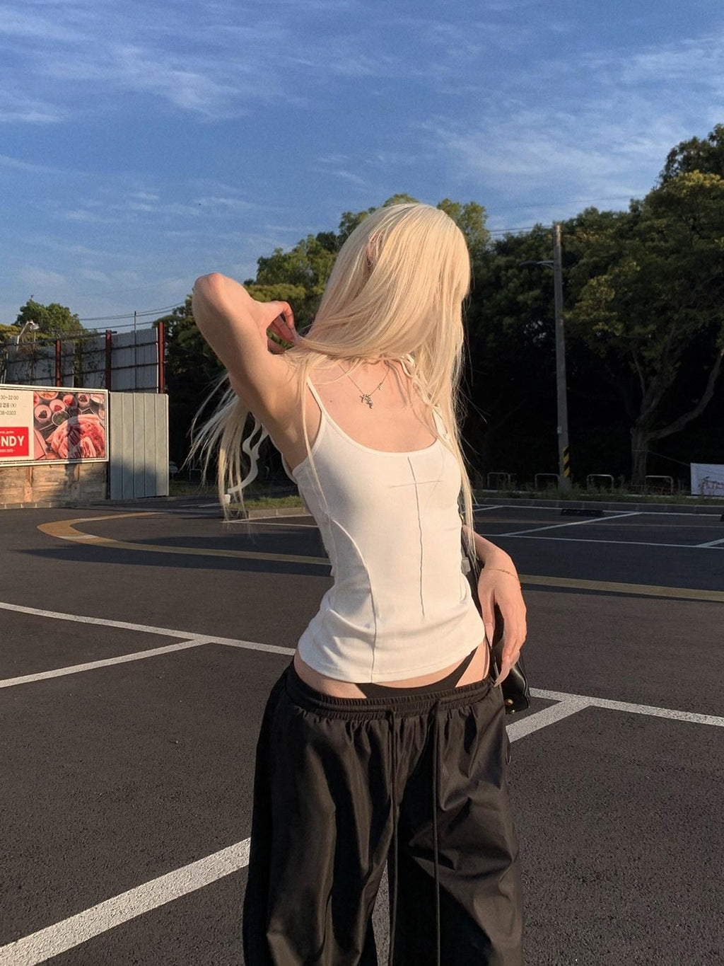 Rase le sol Angel Wing Open Back Spaghetti Strap Outerwear Women's Camisoles