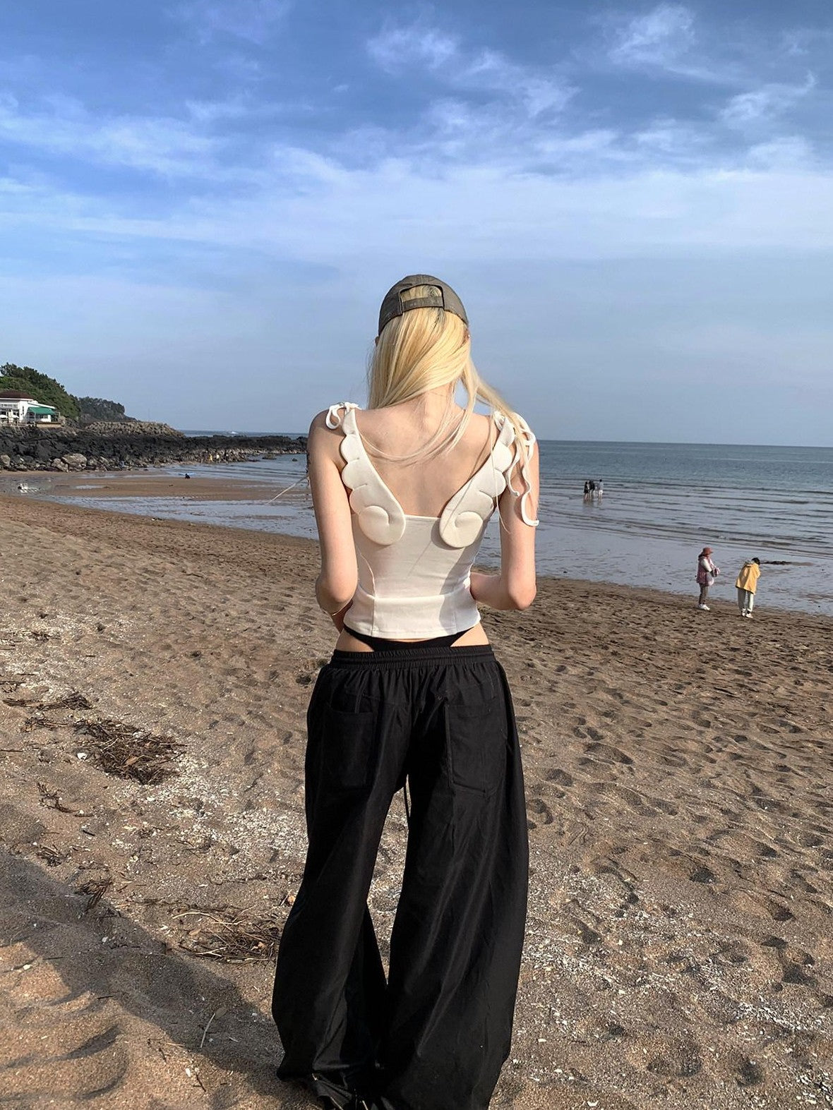 Rase le sol Angel Wing Open Back Spaghetti Strap Outerwear Women's Camisoles