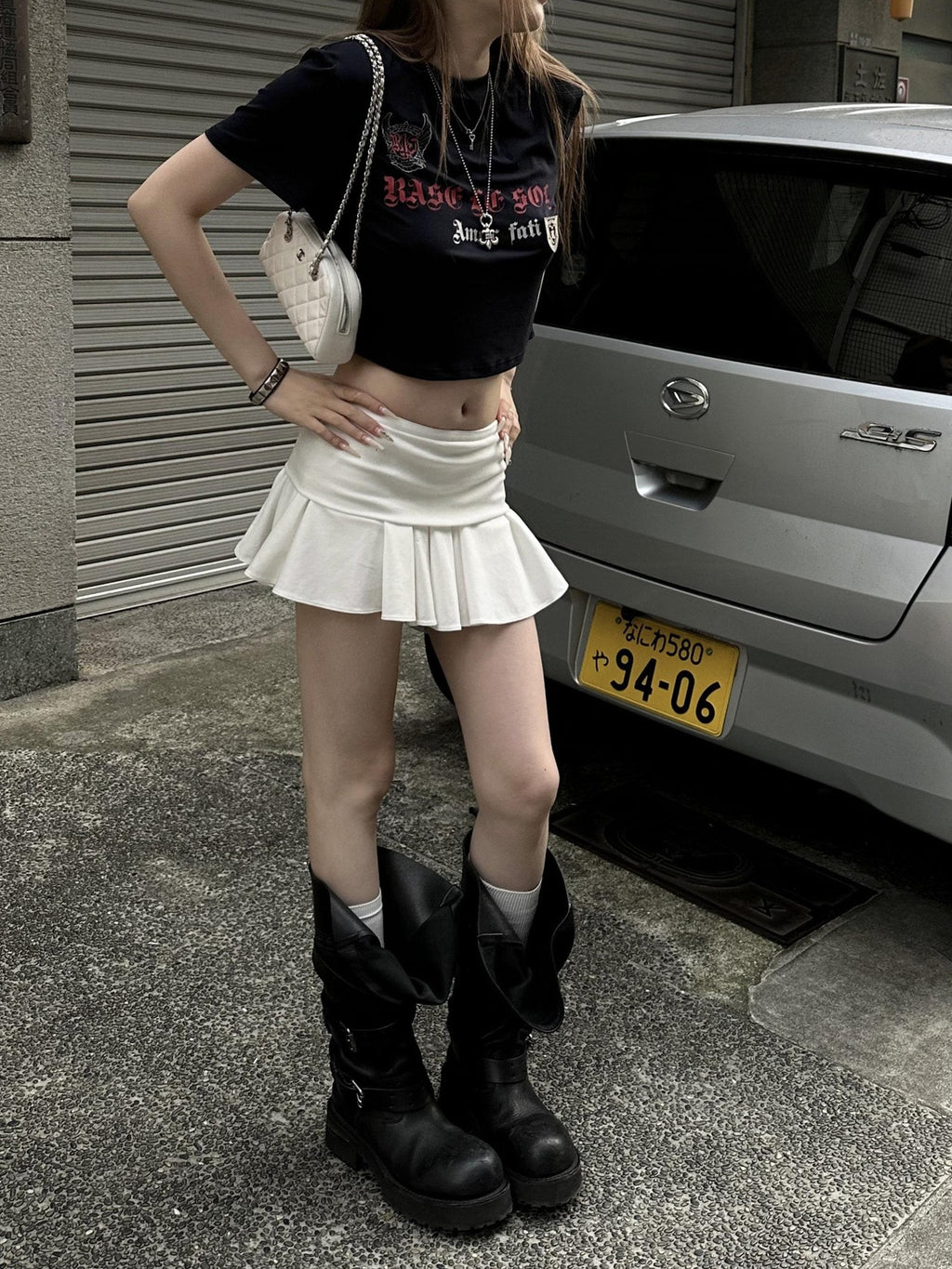 Rase le sol Badge Embroidered Print Short Length Short Sleeve Women's Tee Crop Tops