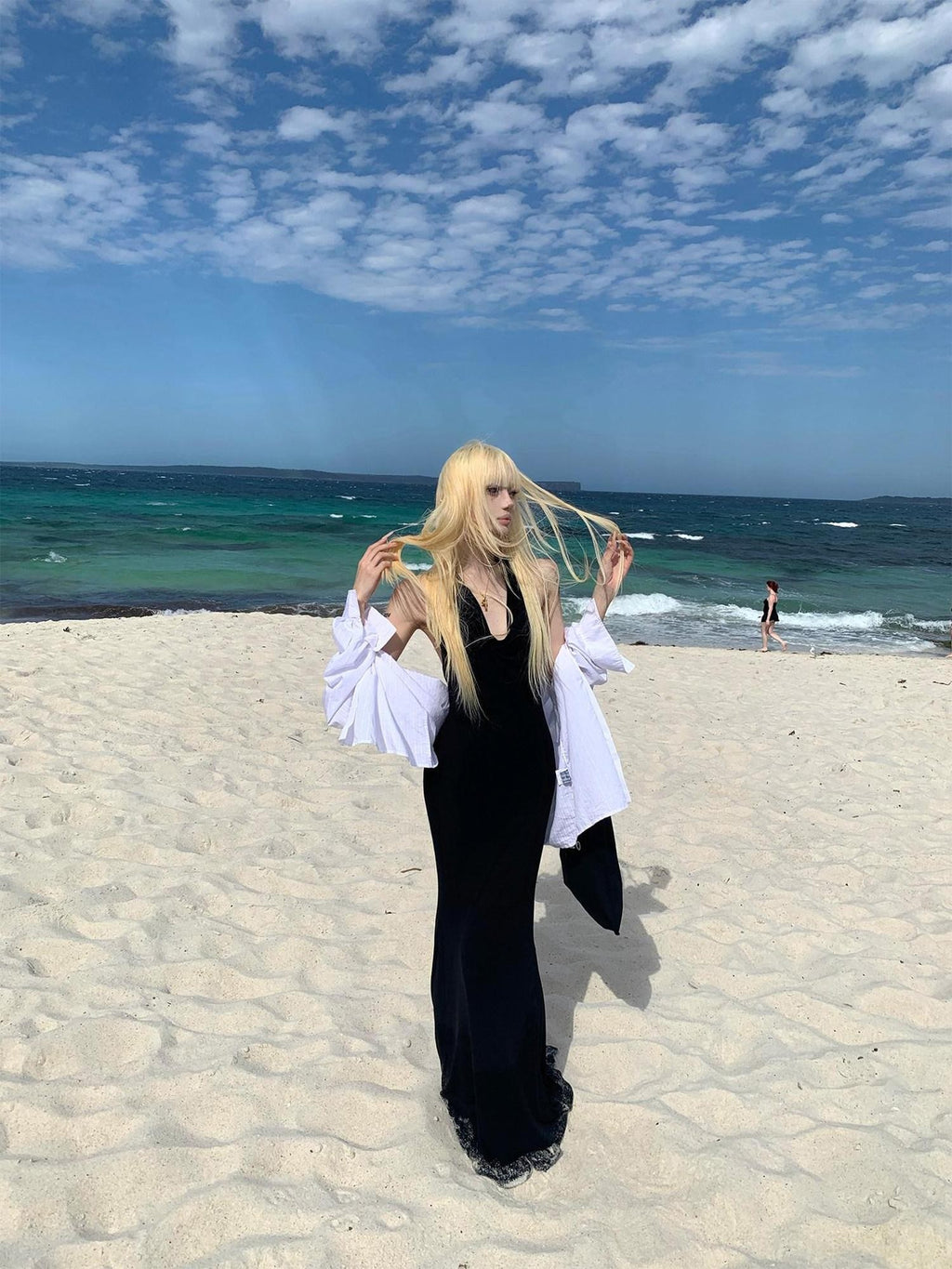 Rase le sol Black Cross Back Cowl Neck Fishtail Women's Halter Maxi Dresses