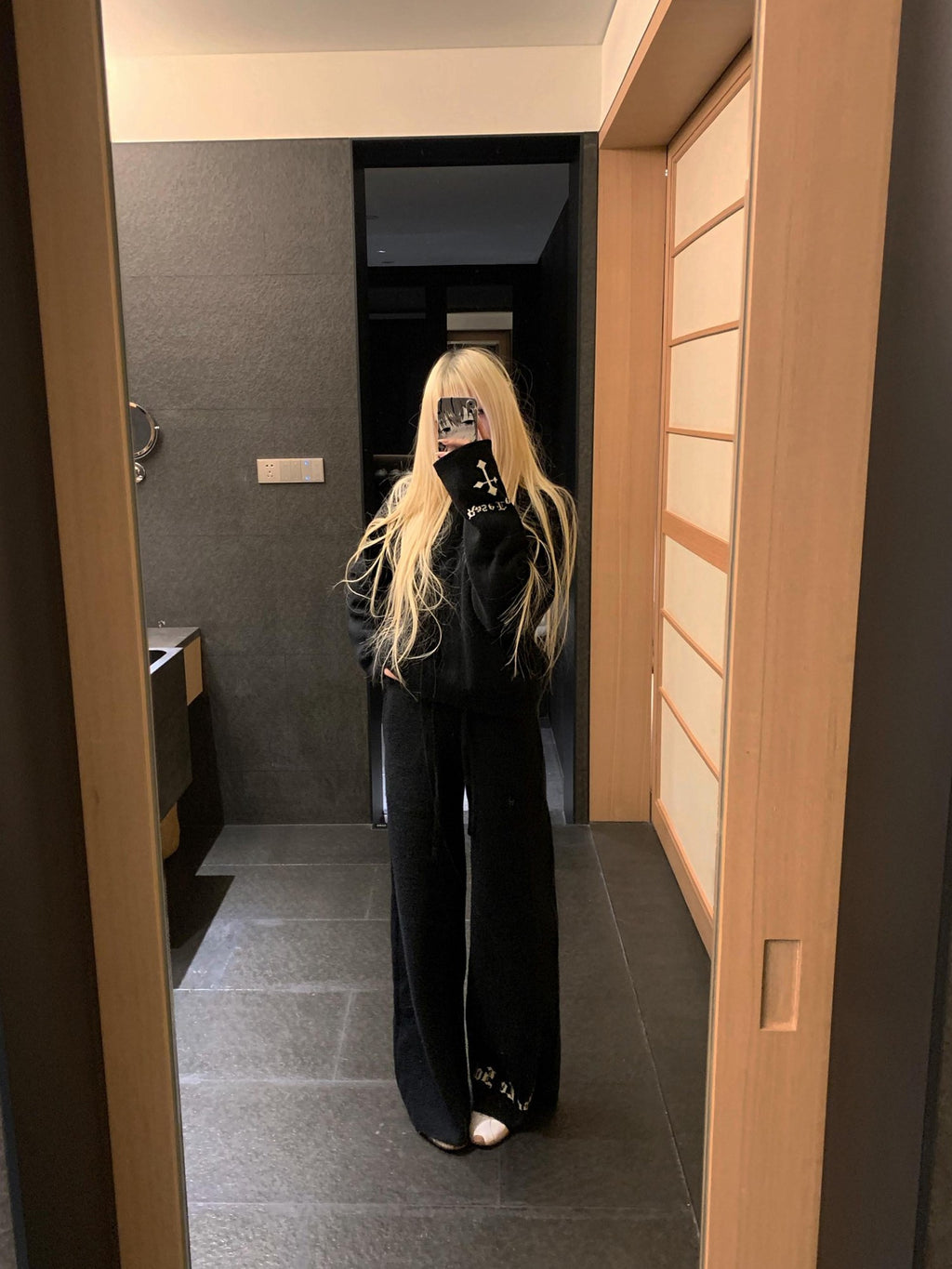Rase le sol Black Cross Jacquard Wide Leg Women's Sweater Knit Top & Pants Sets