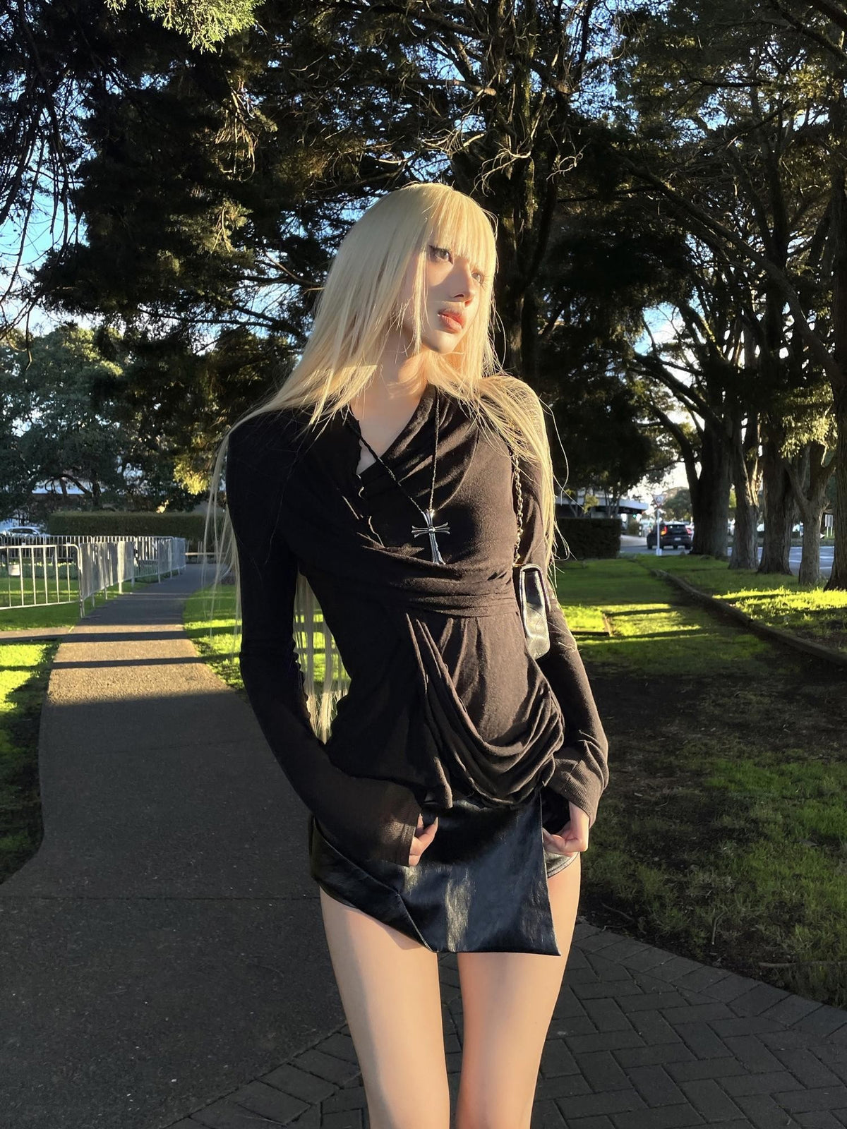 Rase le sol Black Deconstructed Draped Neck Slim Fit Lyocell Women's Long Sleeve T-shirts