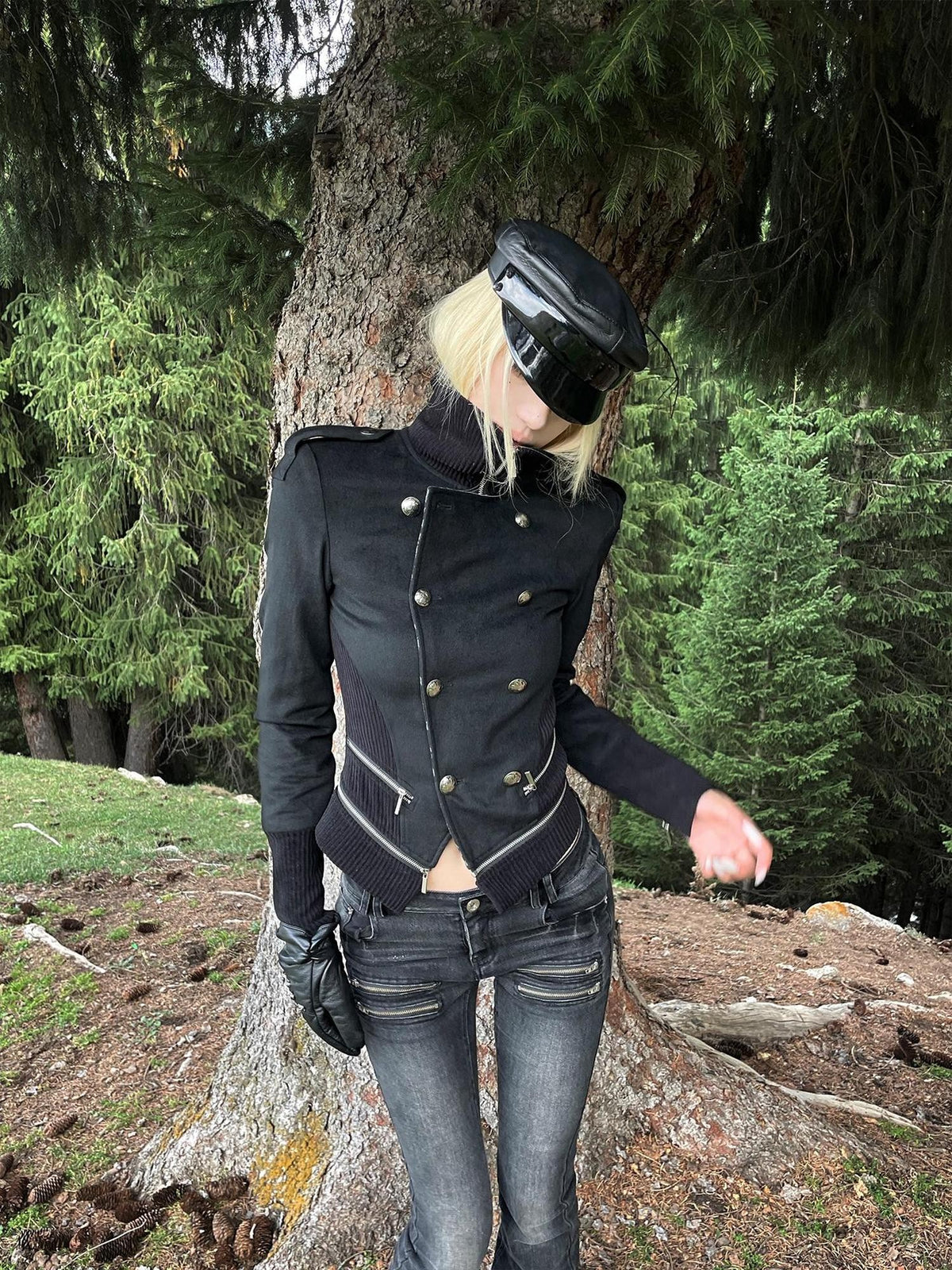 Rase le sol Black Double Breasted Slim Fit Wool Blend Women's Cropped Jackets