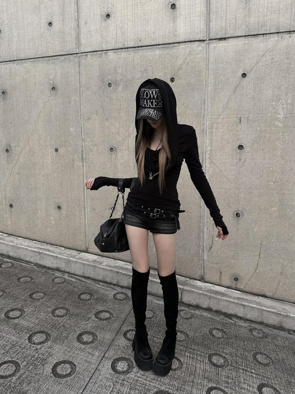 Rase le sol Black Draped Hooded Slim Fit Women's Tencel Wool Long Sleeve T-shirts