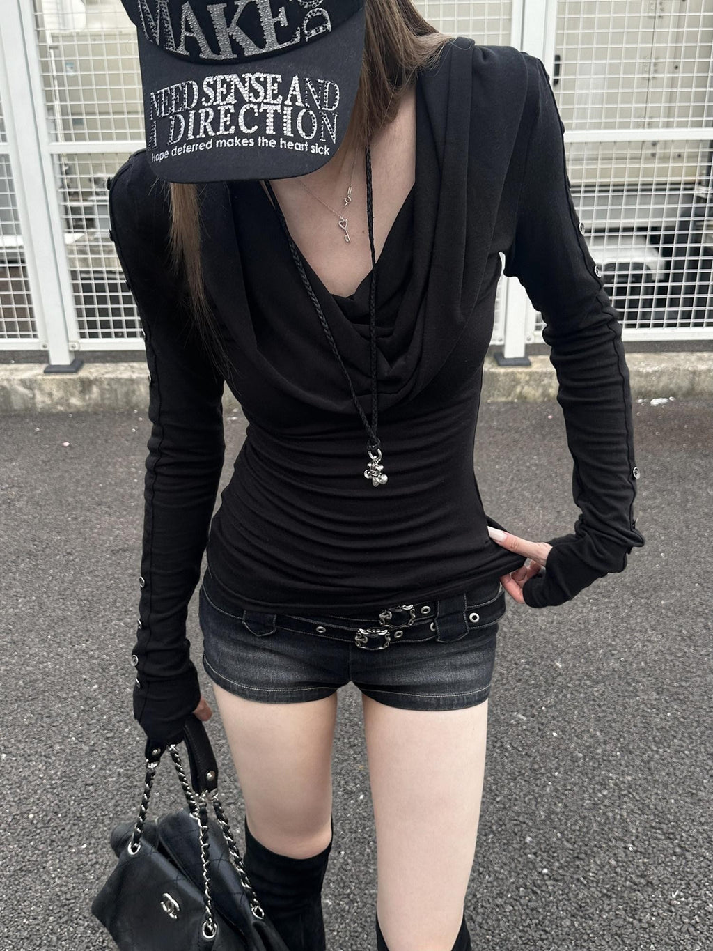 Rase le sol Black Draped Hooded Slim Fit Women's Tencel Wool Long Sleeve T-shirts