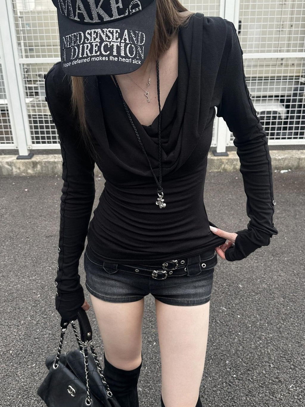 Rase le sol Black Draped Hooded Slim Fit Women's Tencel Wool Long Sleeve T-shirts