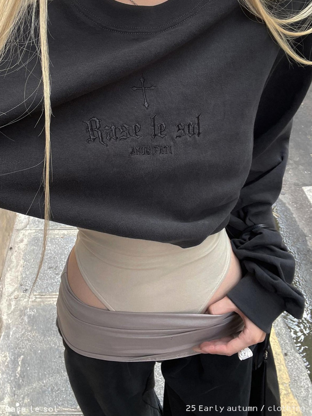Rase le sol Black Ghost Cross Print American Vintage Relaxed Women's Oversized Hoodies