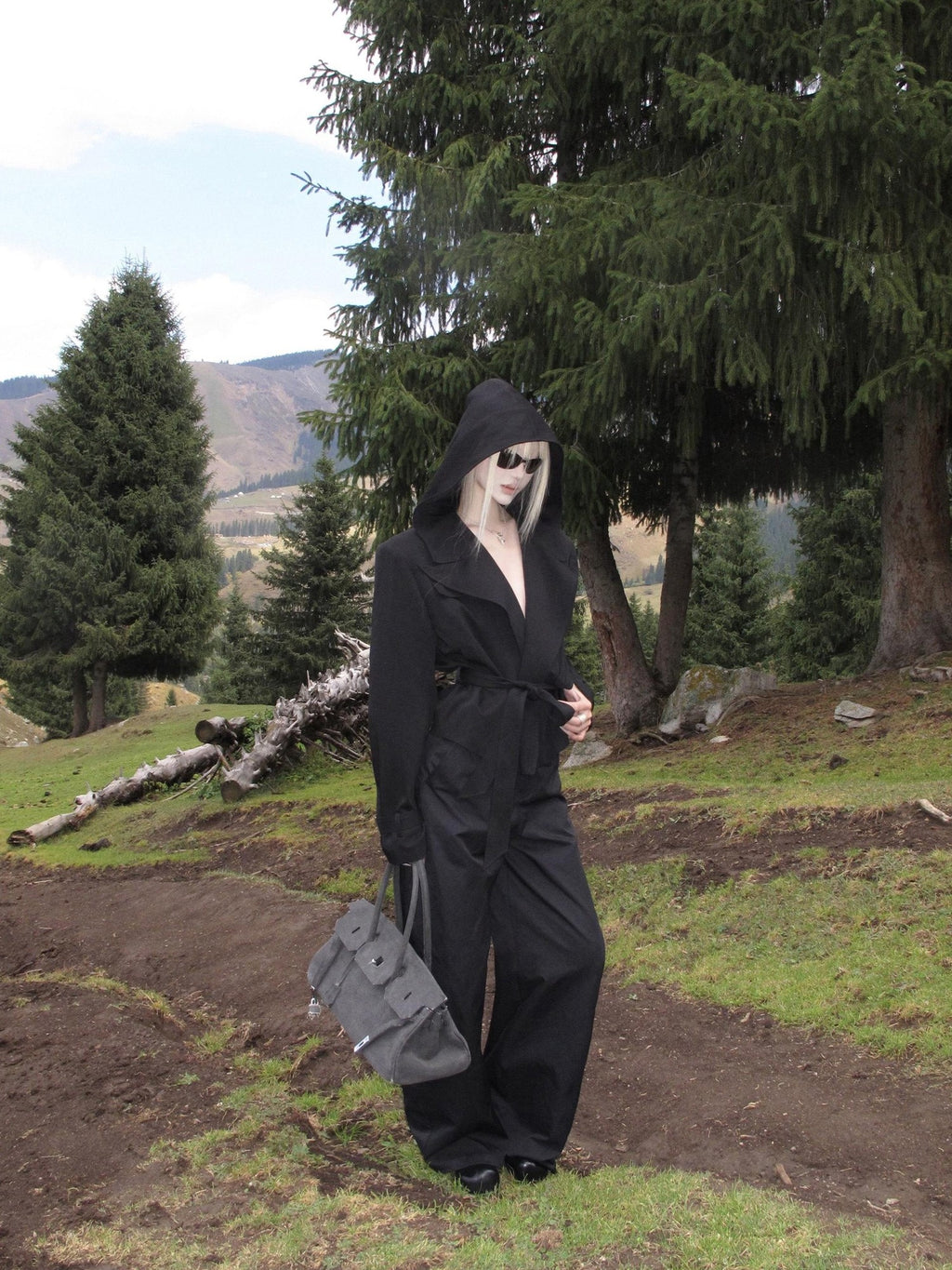 Rase le sol Black Hooded Slim Fit Cinched Waist Short Women's Trench Coats