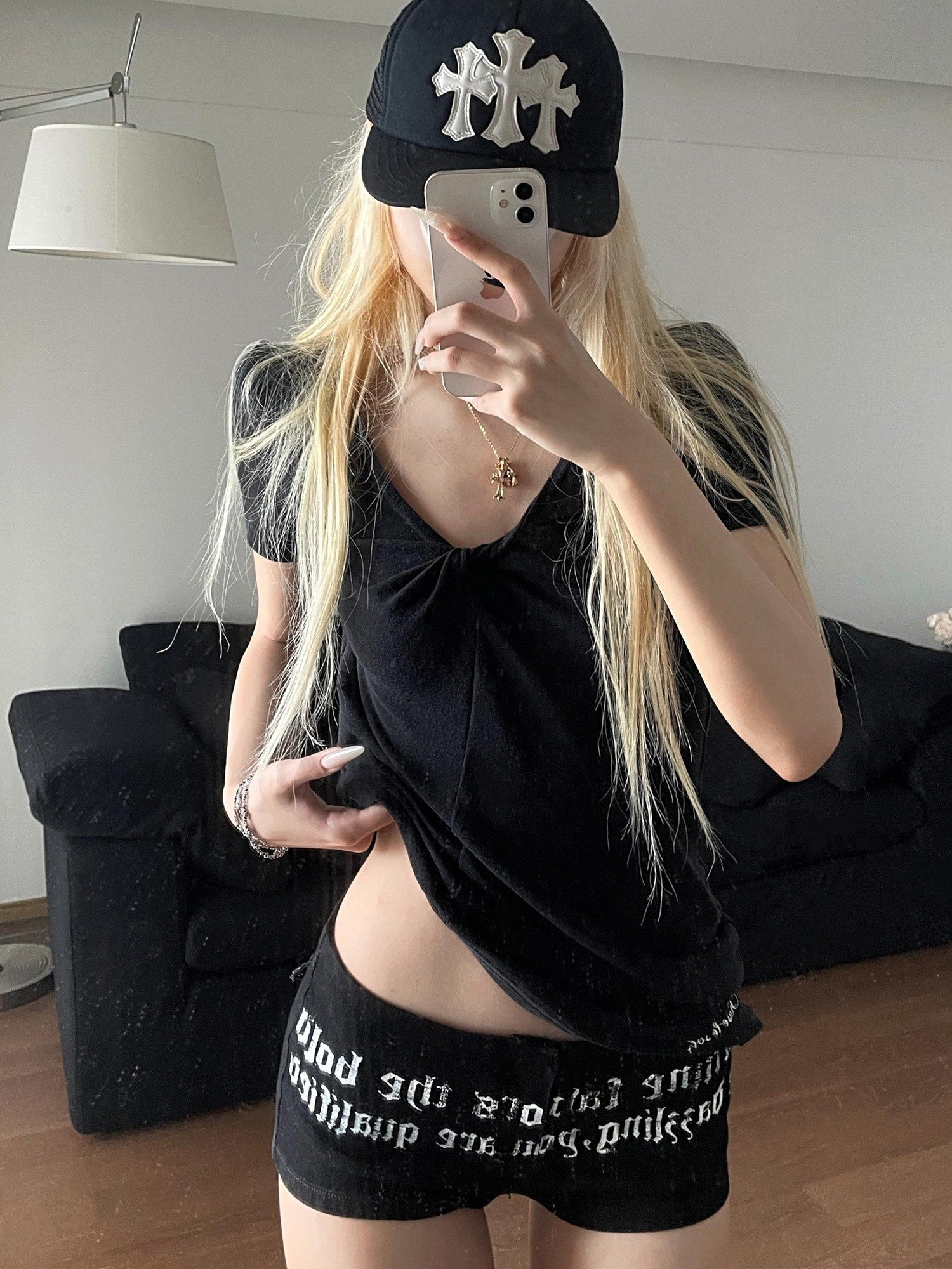 Rase le sol Black Letter Print Low Waist Lettered Women's Cut Denim Shorts