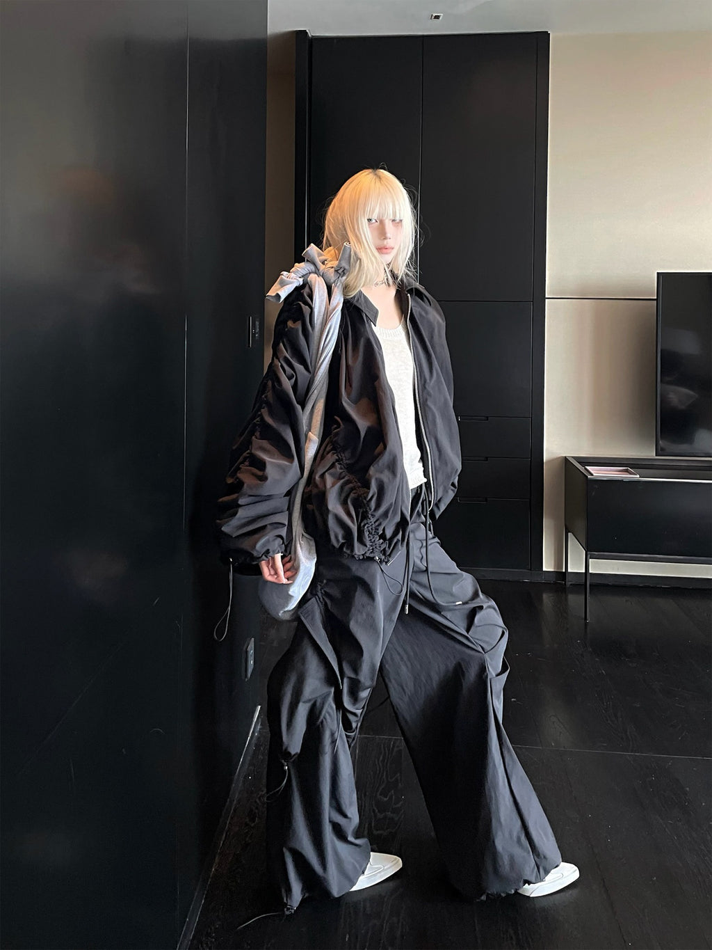 Rase_le_sol_Black_Loose_Boxy_Cropped_Short_Zippered_Women's_Casual_Jackets_829383918312_MISSTT