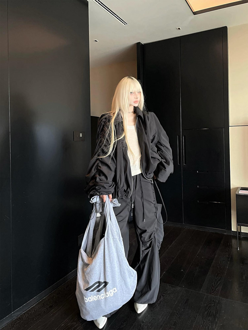 Rase le sol Black Loose Boxy Cropped Short Zippered Women's Casual Jackets