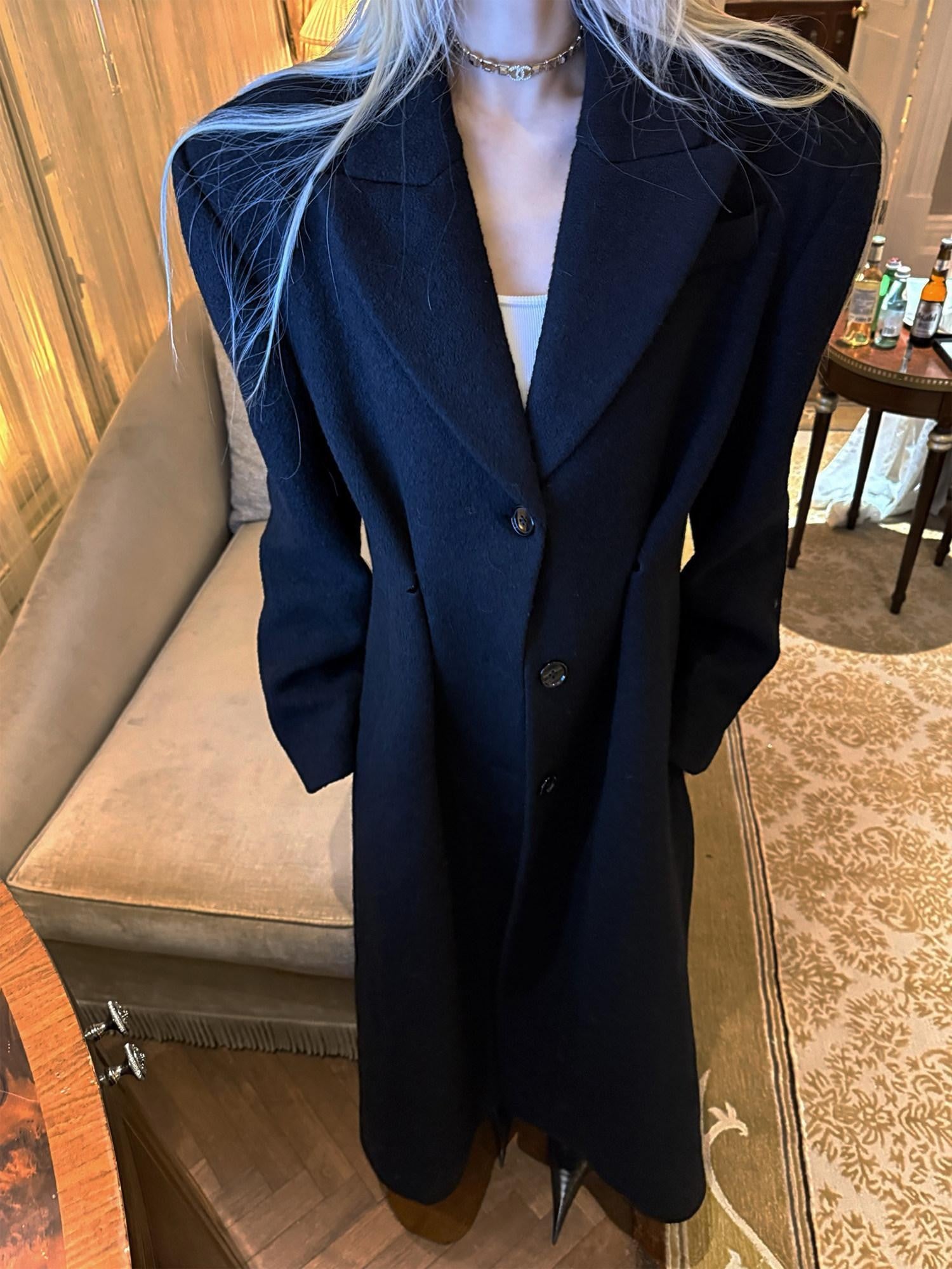 Rase le sol Black Mid Length Hepburn Inspired Women's 100 Percent Wool Coats