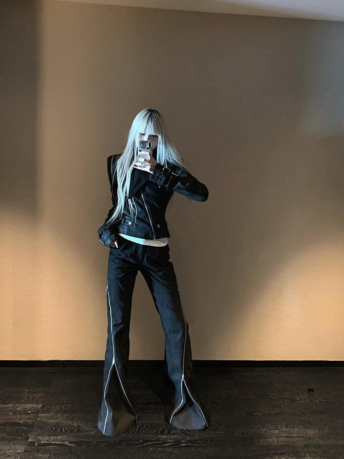 Rase le sol Black Patchwork Biker Slim Fit Cropped Women's Leather Jackets