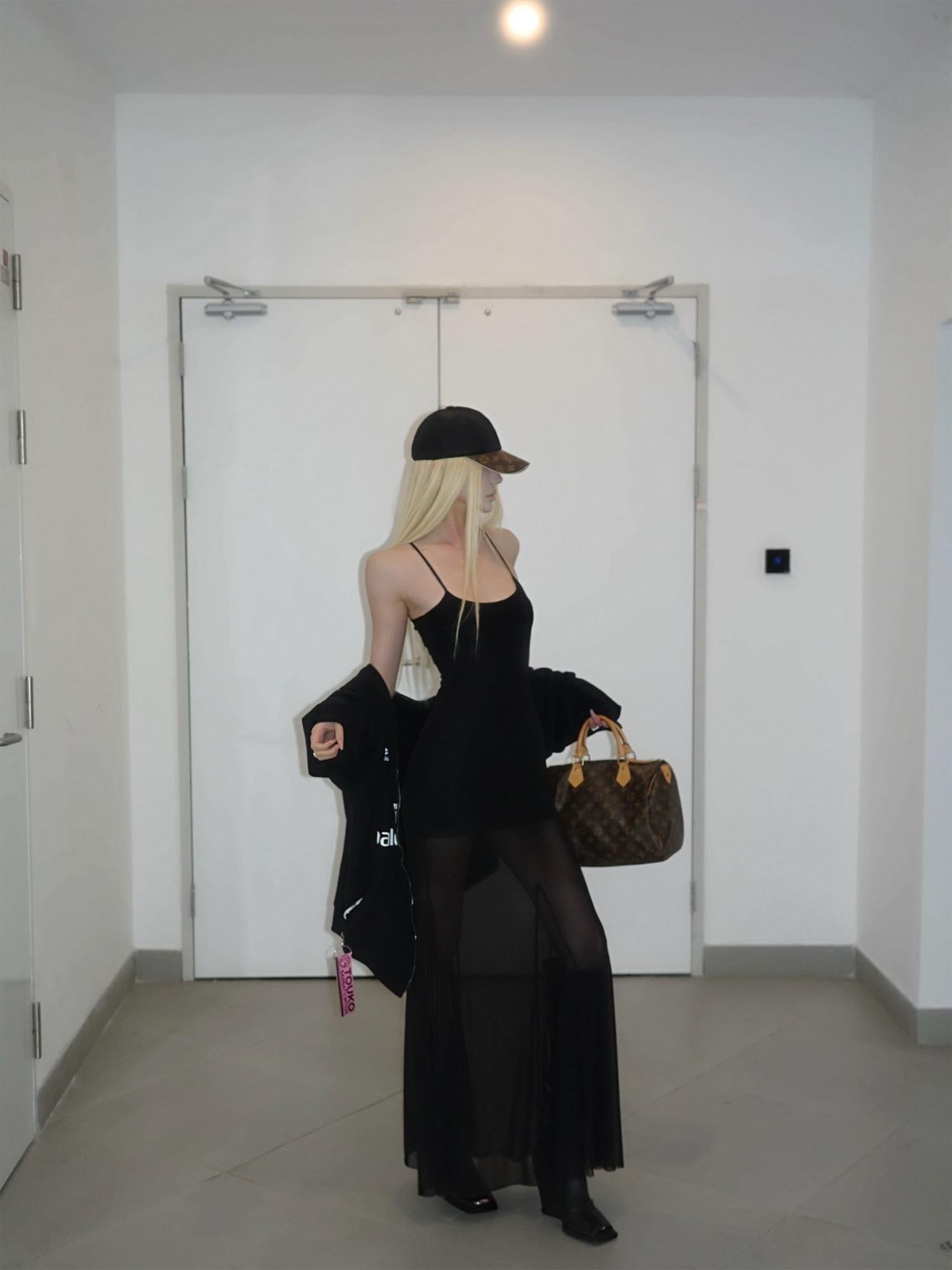 Rase le sol Black Spaghetti Strap Women's Mesh Tulle Bodycon Maxi Dresses
