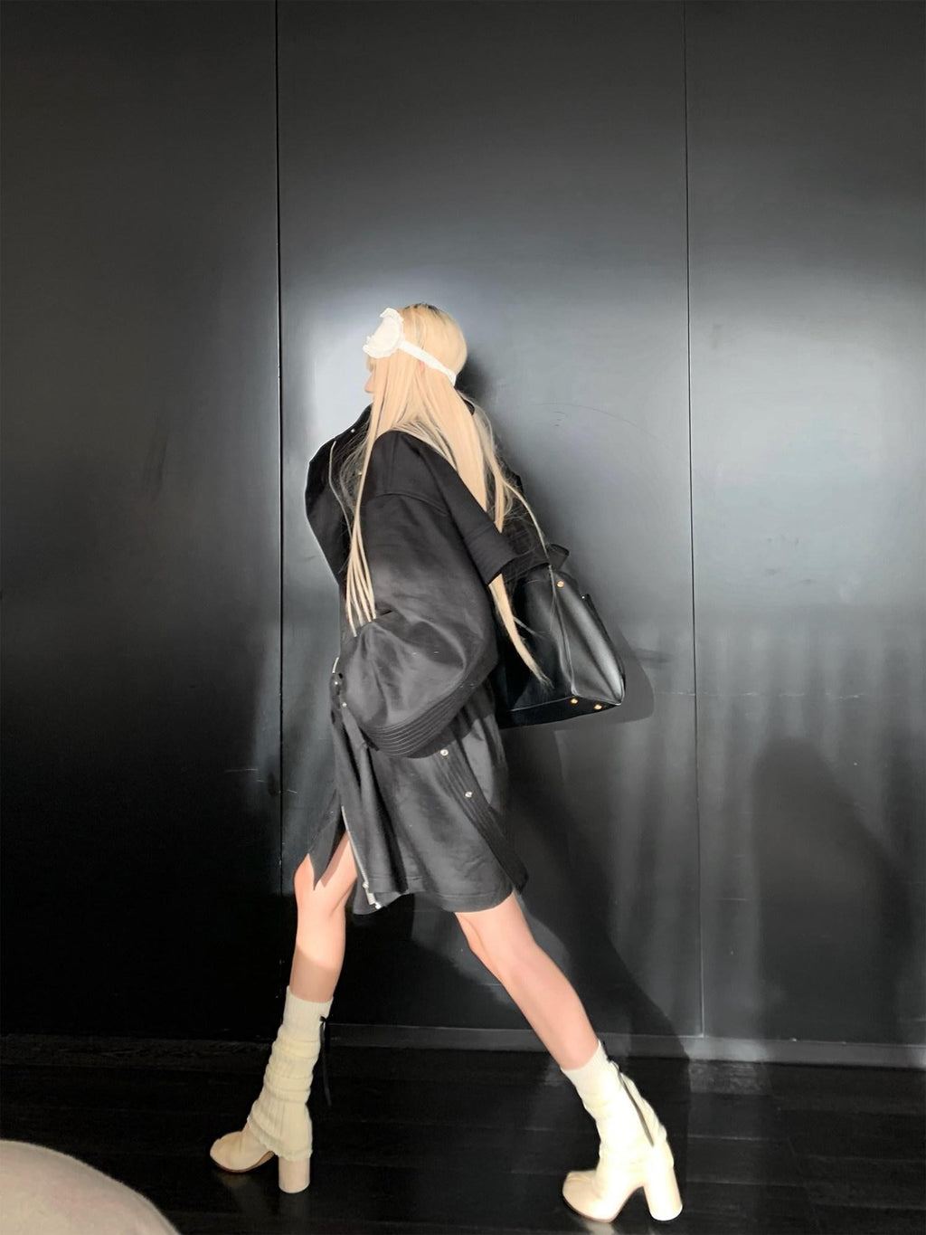 Rase le sol Black Stand Collar Utilitarian Loose Mid Length Women's Trench Coats