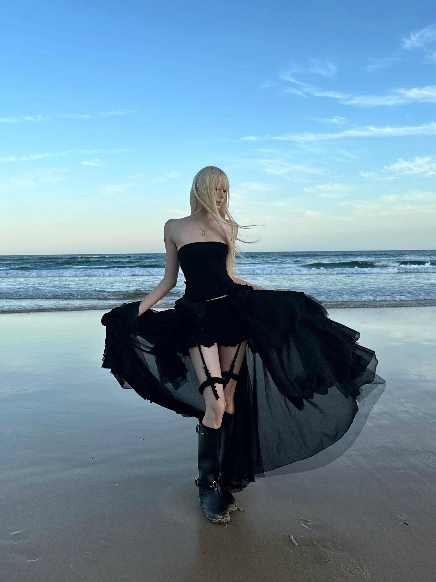 Rase le sol Black Strapless Bustier And Shorts Women's Tulle Matching Skirt Sets