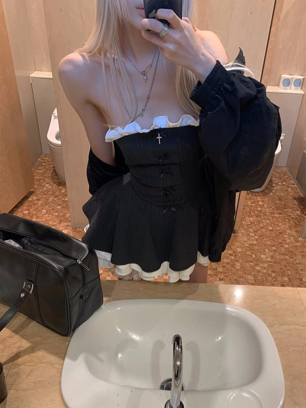 Rase le sol Black Strapless Cake Tiered Puff Ruffle Women's Tube Mini Dresses