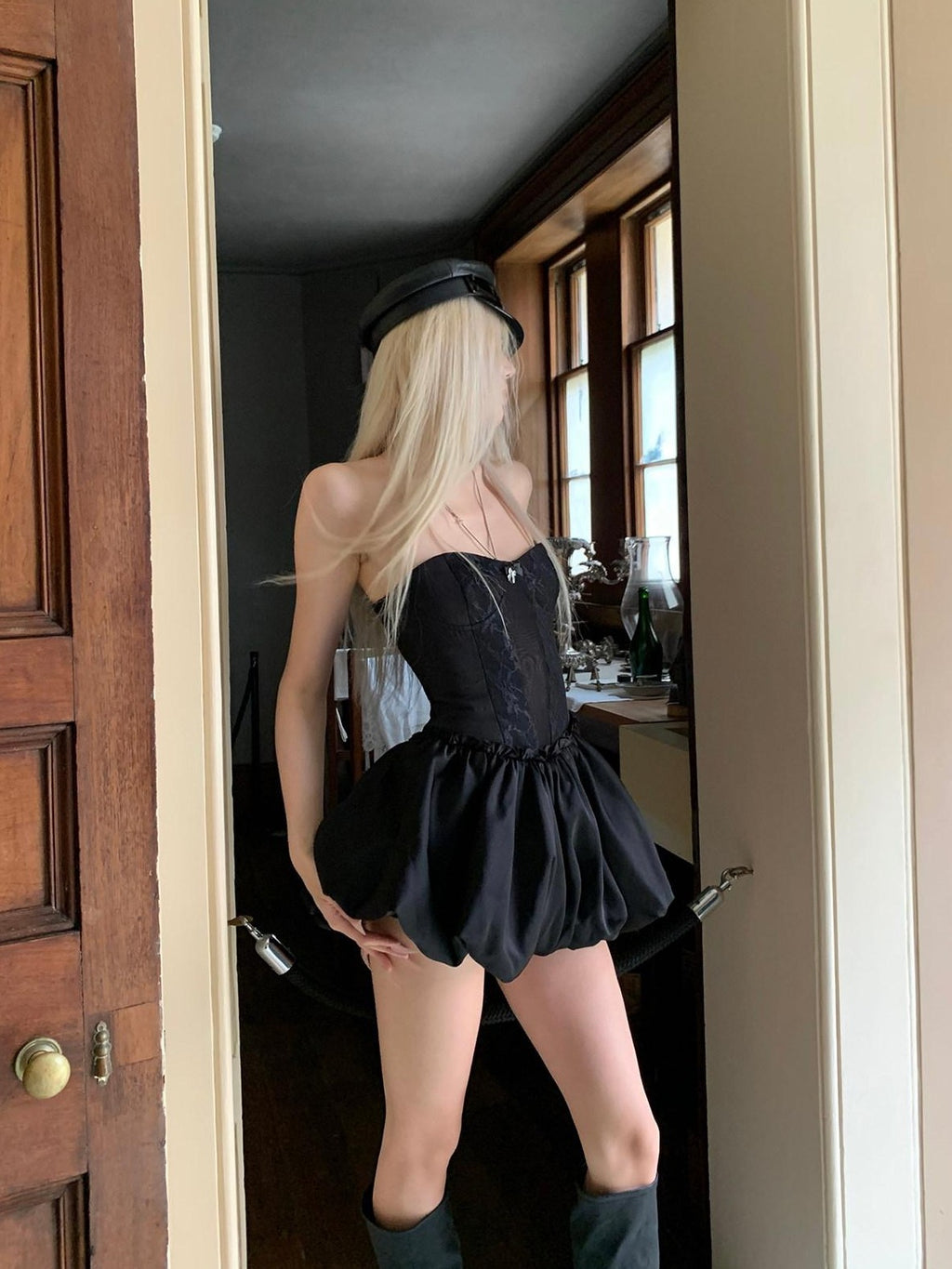 Rase le sol Black Strapless Satin Bubble Cinched Waist Women's Polyester Tube Mini Dresses