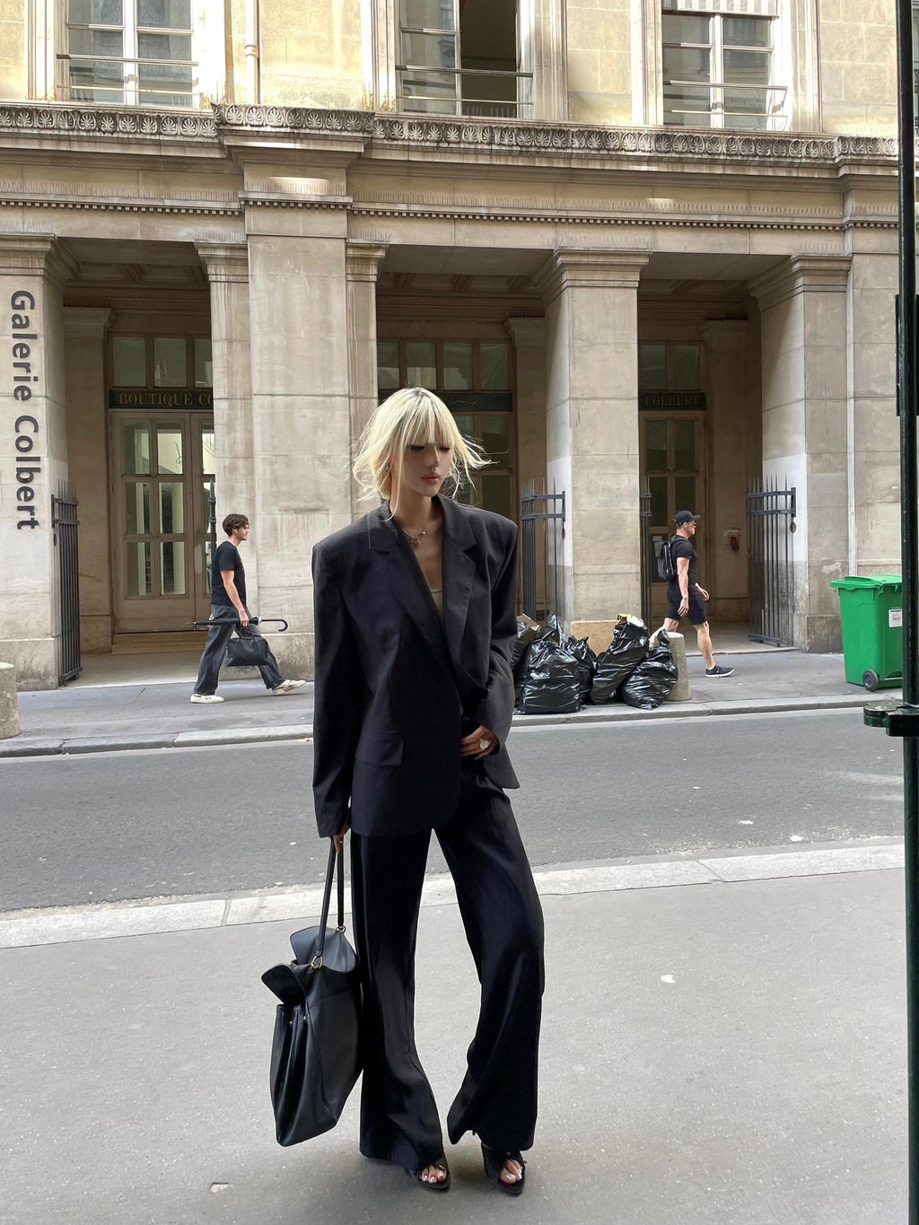Rase le sol Black Tailored Casual Relaxed Fit Two Piece Women's Blazer Pant Suits