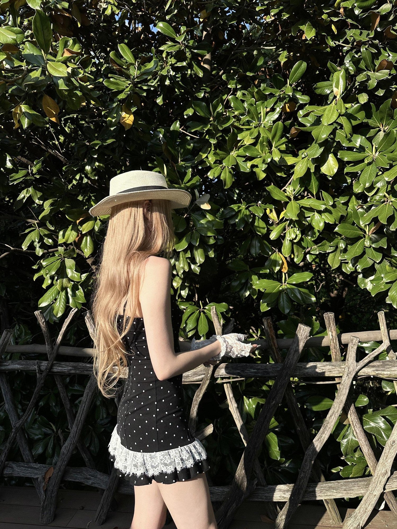 Rase le sol Black White Polka Dot Ruffle Hem Spaghetti Straps Women's Slip Mini Dresses