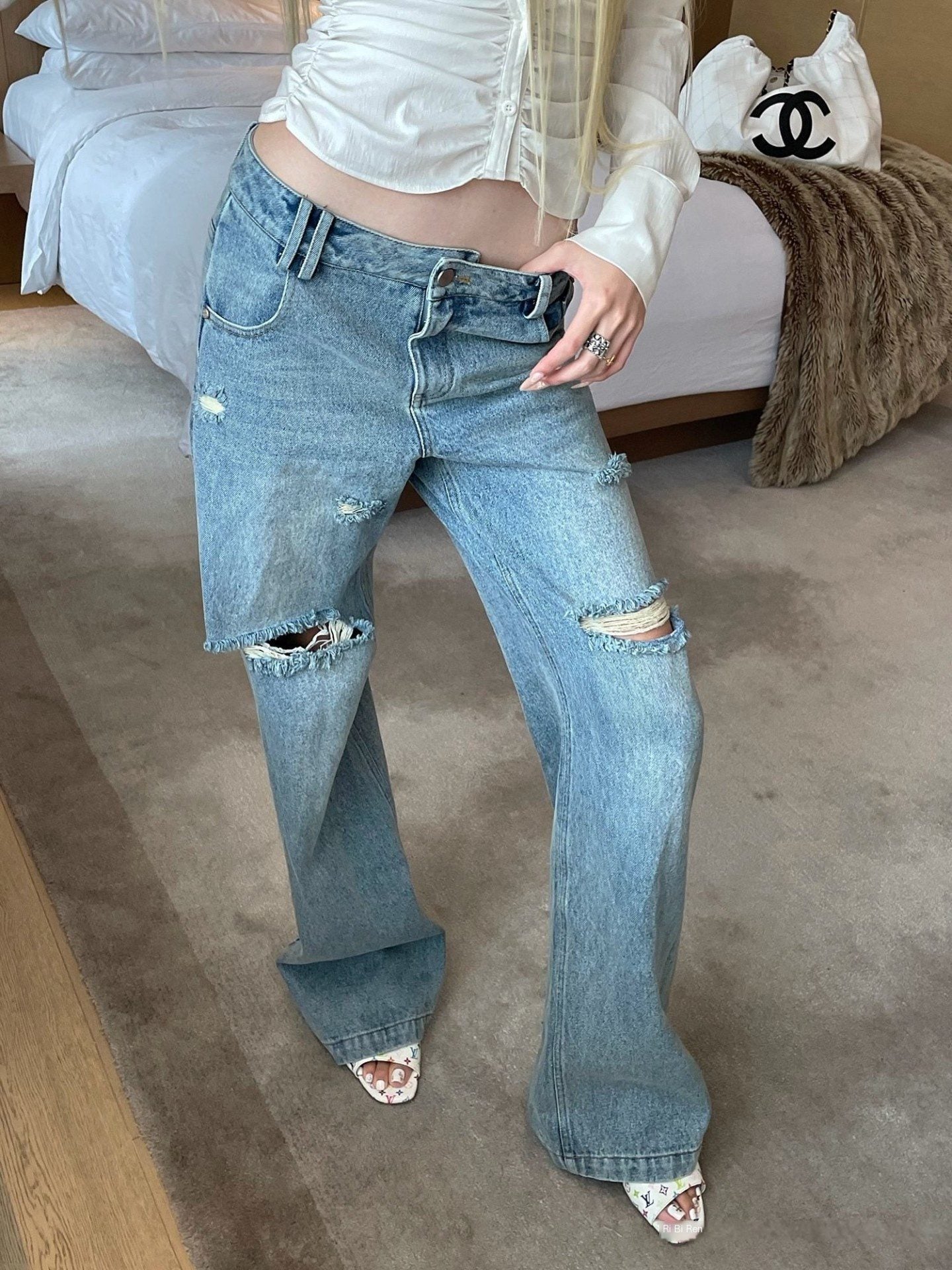 Rase_le_sol_Blue_Low_Waist_Ripped_Loose_Women's_Denim_Straight-leg_Jeans_1066373736604_MISSTT