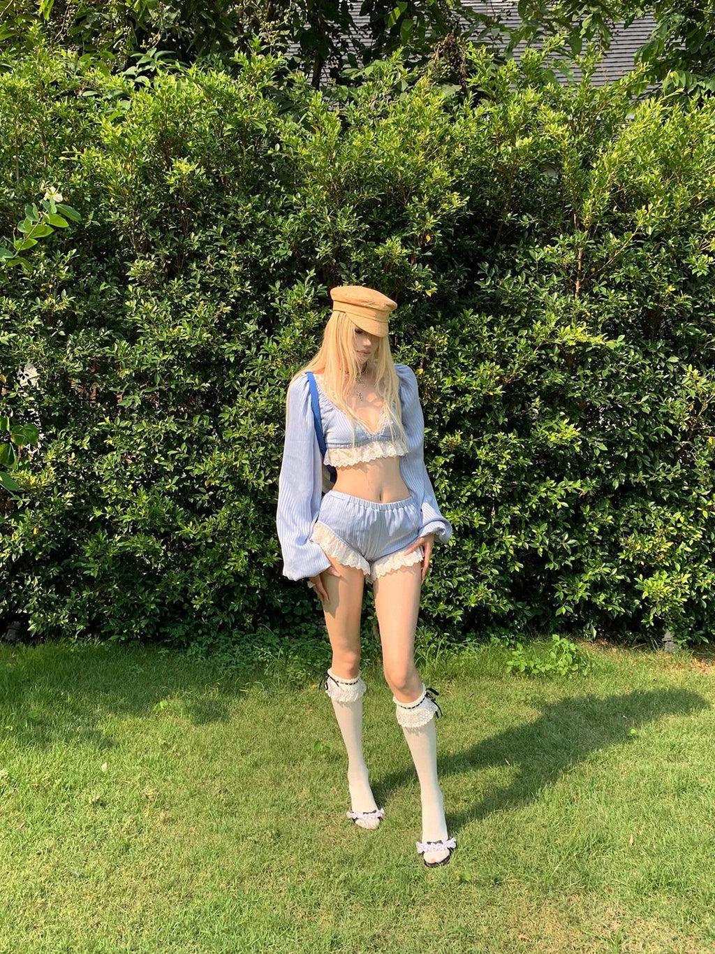 Rase le sol Blue Striped Lace Trim Women's Shirt Casual Top & Shorts Sets