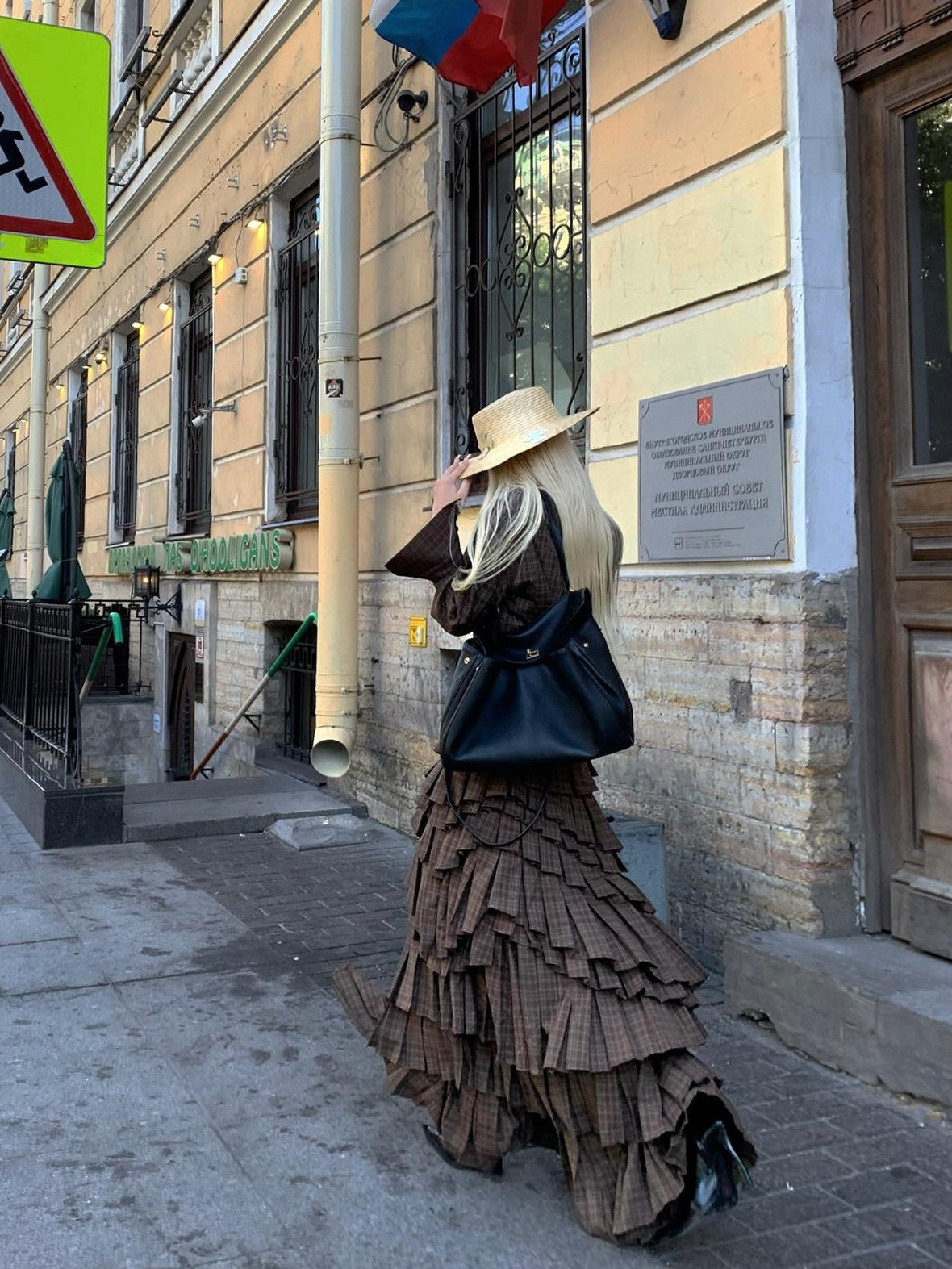 Rase le sol Brown Plaid Cropped Shirt And Long Skirt Women's Matching Skirt Sets