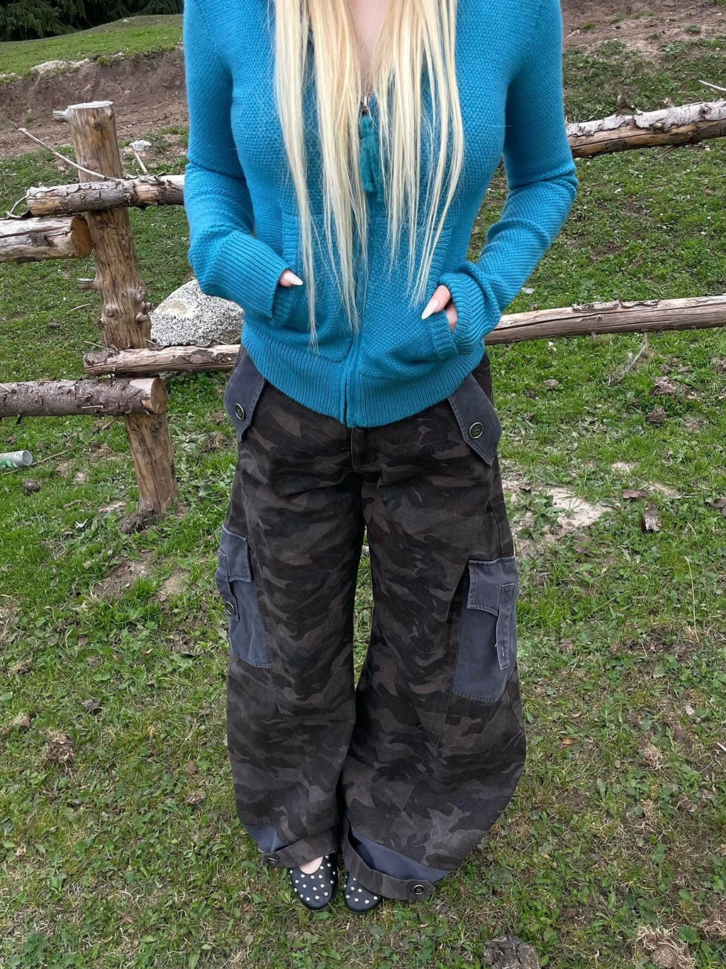 Rase le sol Camouflage Distressed Wide Leg Straight Women's Cotton Cargo Pants