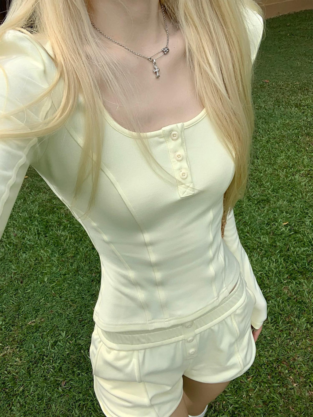 Rase le sol Cheese Yellow Long Sleeve T Shirt Hot Girl Women's Casual Top & Shorts Sets