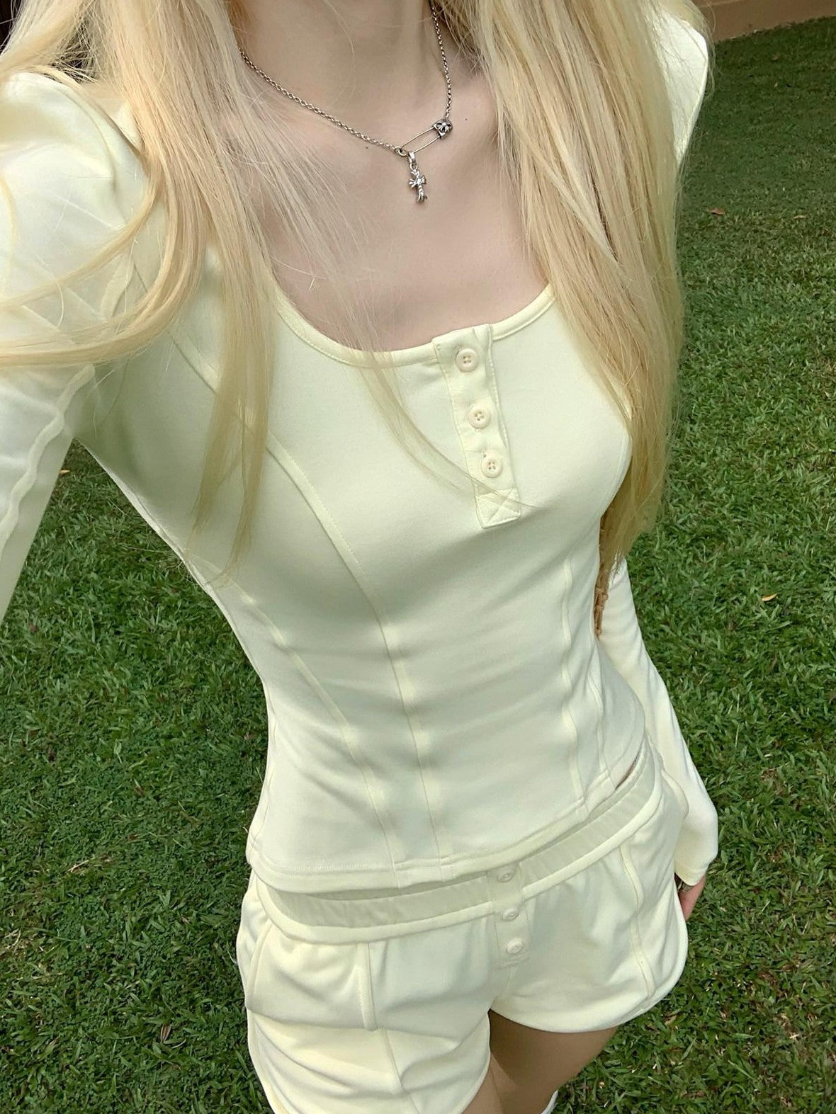 Rase le sol Cheese Yellow Long Sleeve T Shirt Hot Girl Women's Casual Top & Shorts Sets