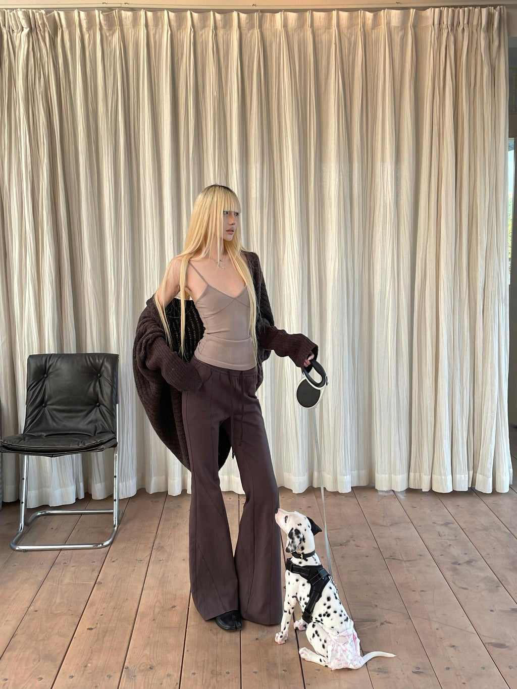 Rase le sol Coffee Micro Flare Low Rise Slim Drapey Casual Women's Bootcut Pants