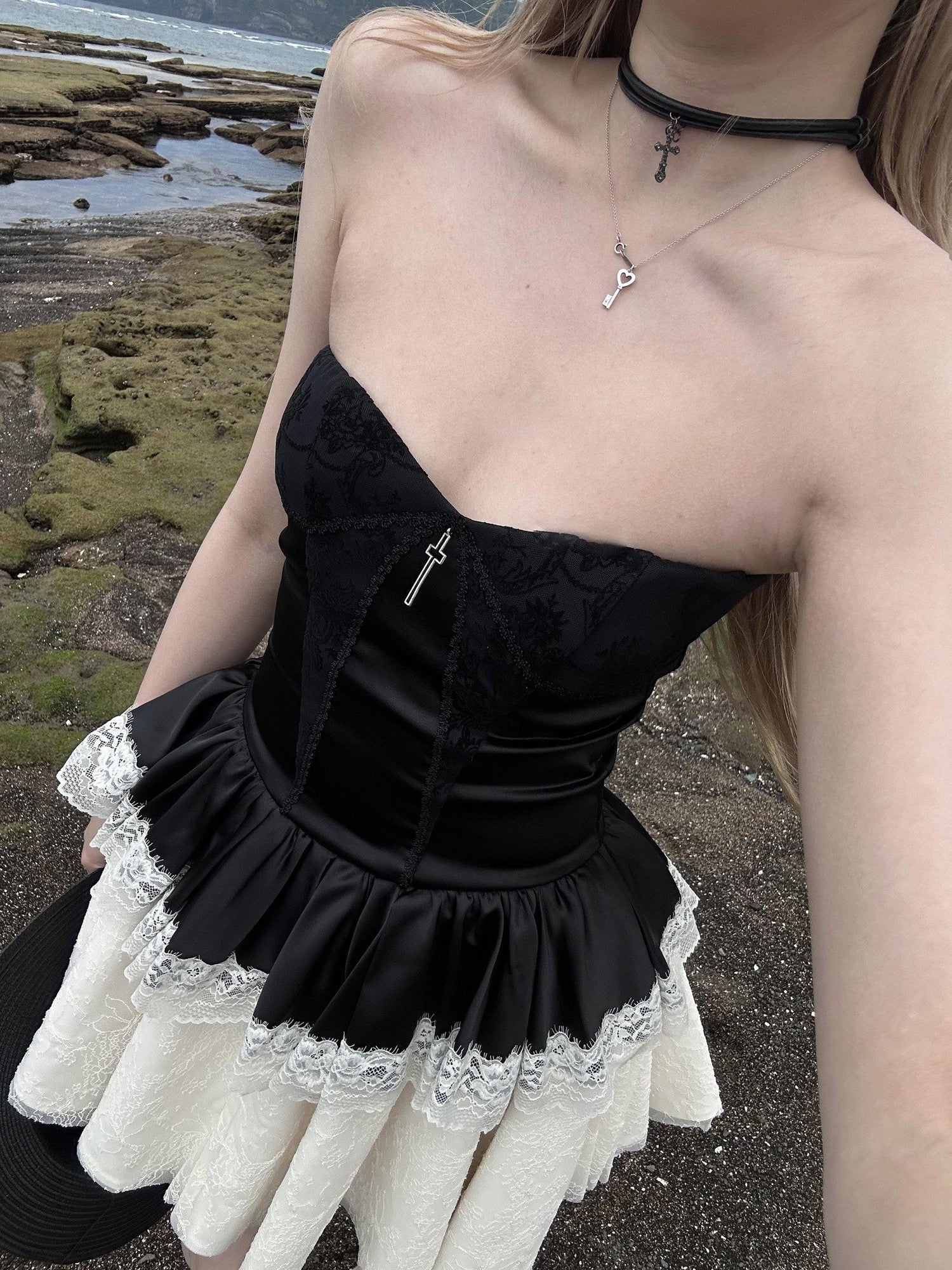 Rase le sol Color Block Lace Splice Strapless Bustier Women's Tube Mini Dresses