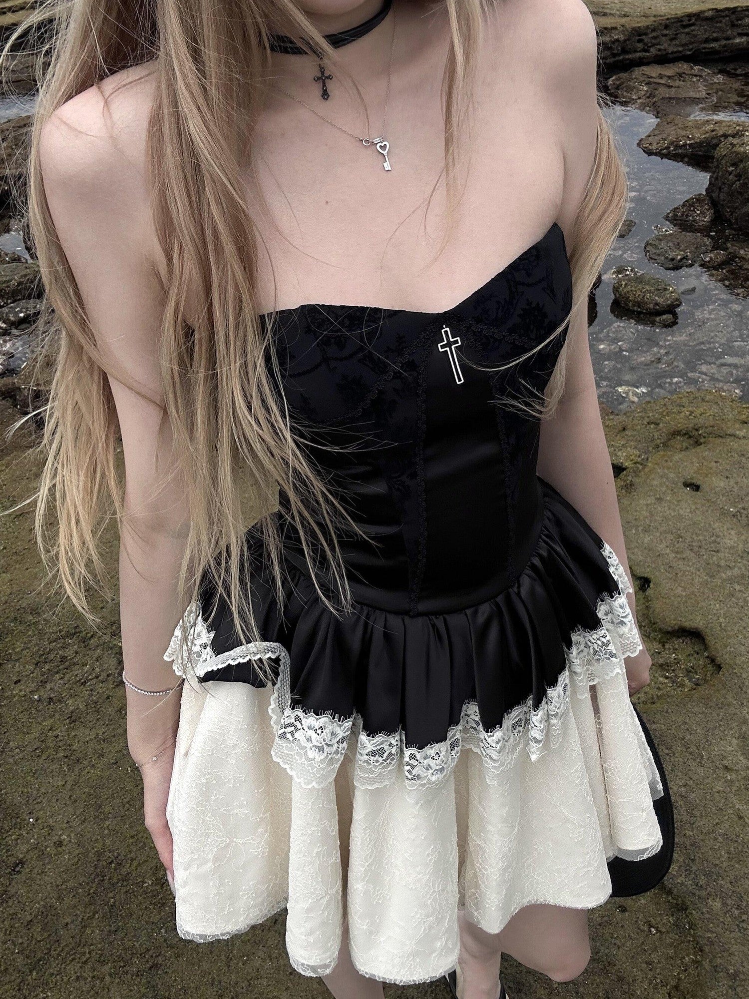 Rase le sol Color Block Lace Splice Strapless Bustier Women's Tube Mini Dresses